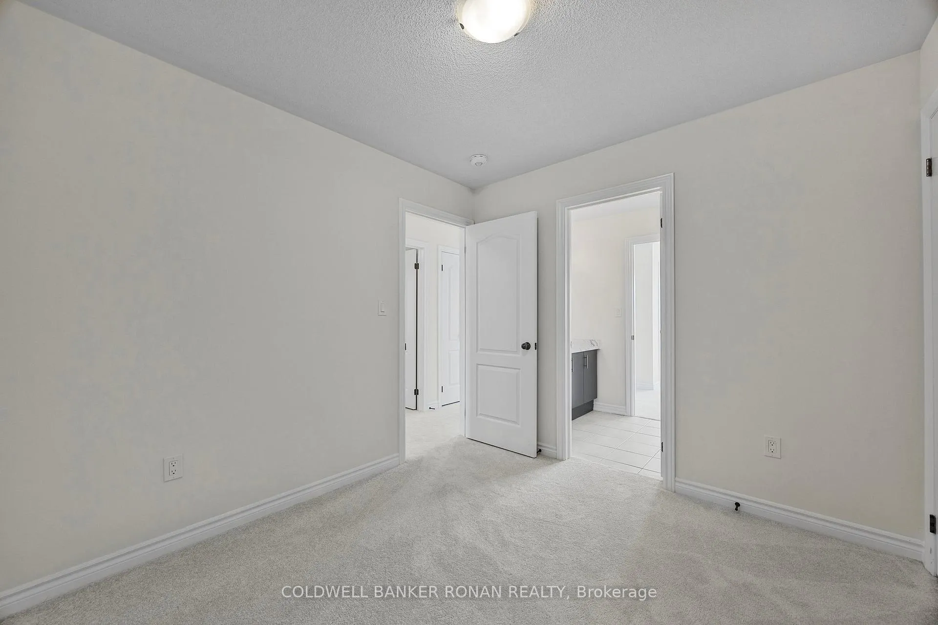 Photo 24 of 23 Fenn Crescent, New Tecumseth, Alliston — HOMEH