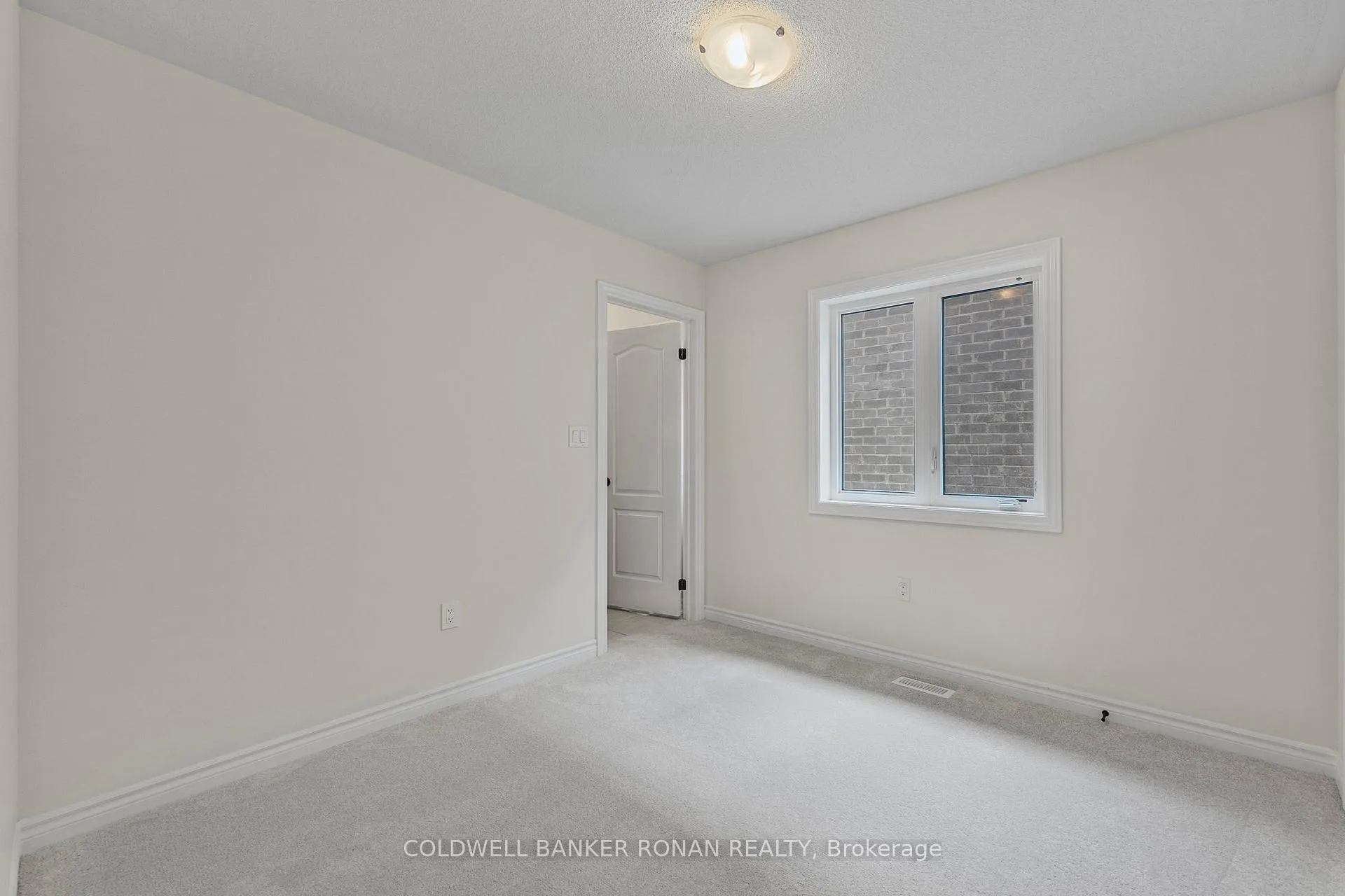 Photo 25 of 23 Fenn Crescent, New Tecumseth, Alliston — HOMEH