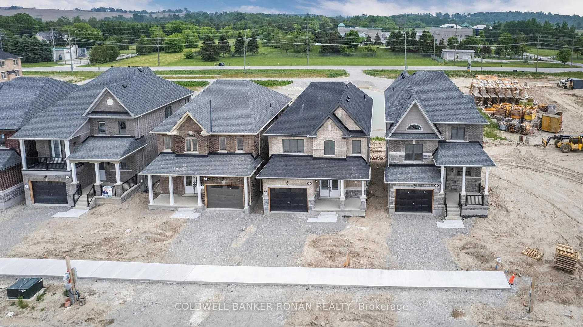 Photo 36 of 23 Fenn Crescent, New Tecumseth, Alliston — HOMEH