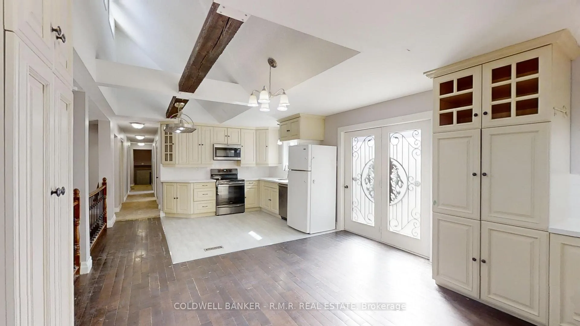 Photo 14 of 44 Nicholson Drive, Uxbridge, Rural Uxbridge — HOMEH