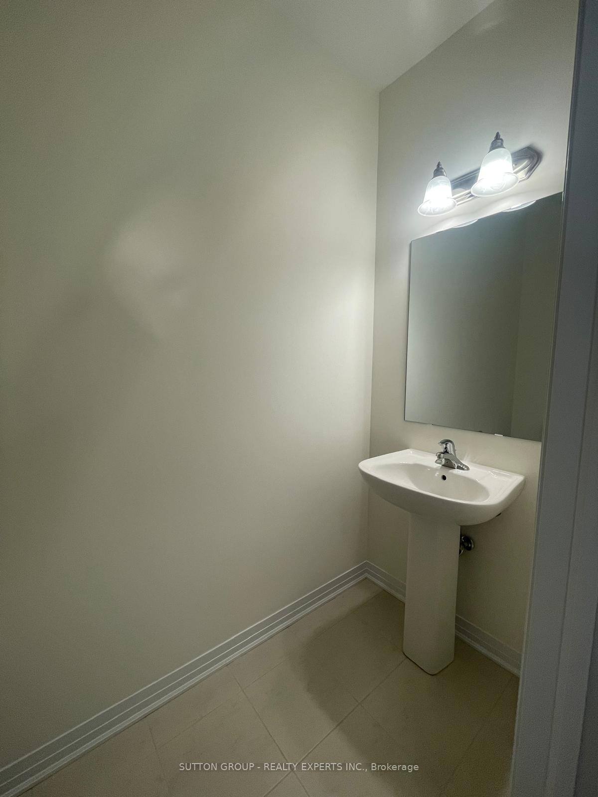Photo 5 of 88 Conboy Drive, Kitchener, Mill Courtland Woodside Park — HOMEH