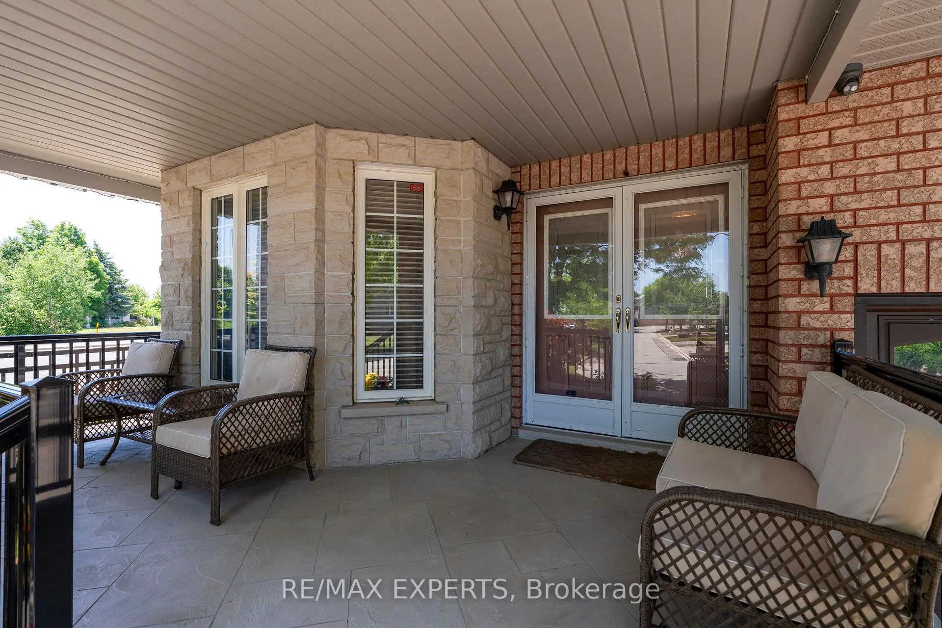Photo 3 of 26 Blue Diamond Terrace, Vaughan, Sonoma Heights — HOMEH