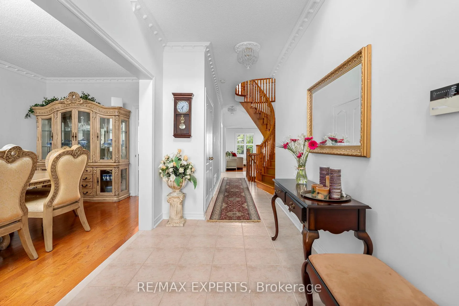 Photo 5 of 26 Blue Diamond Terrace, Vaughan, Sonoma Heights — HOMEH