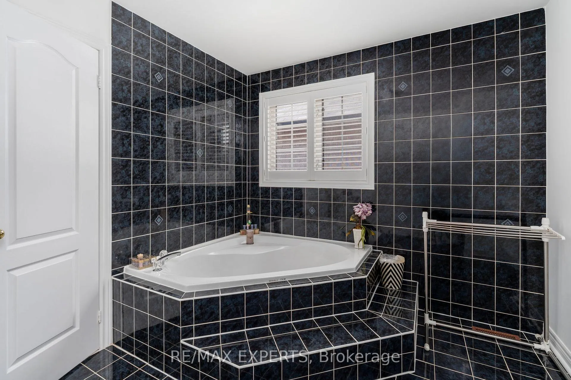 Photo 26 of 26 Blue Diamond Terrace, Vaughan, Sonoma Heights — HOMEH