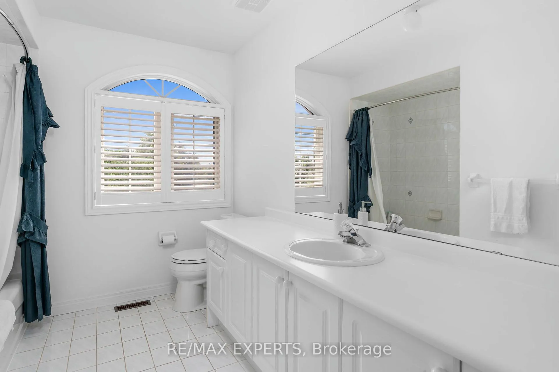 Photo 33 of 26 Blue Diamond Terrace, Vaughan, Sonoma Heights — HOMEH