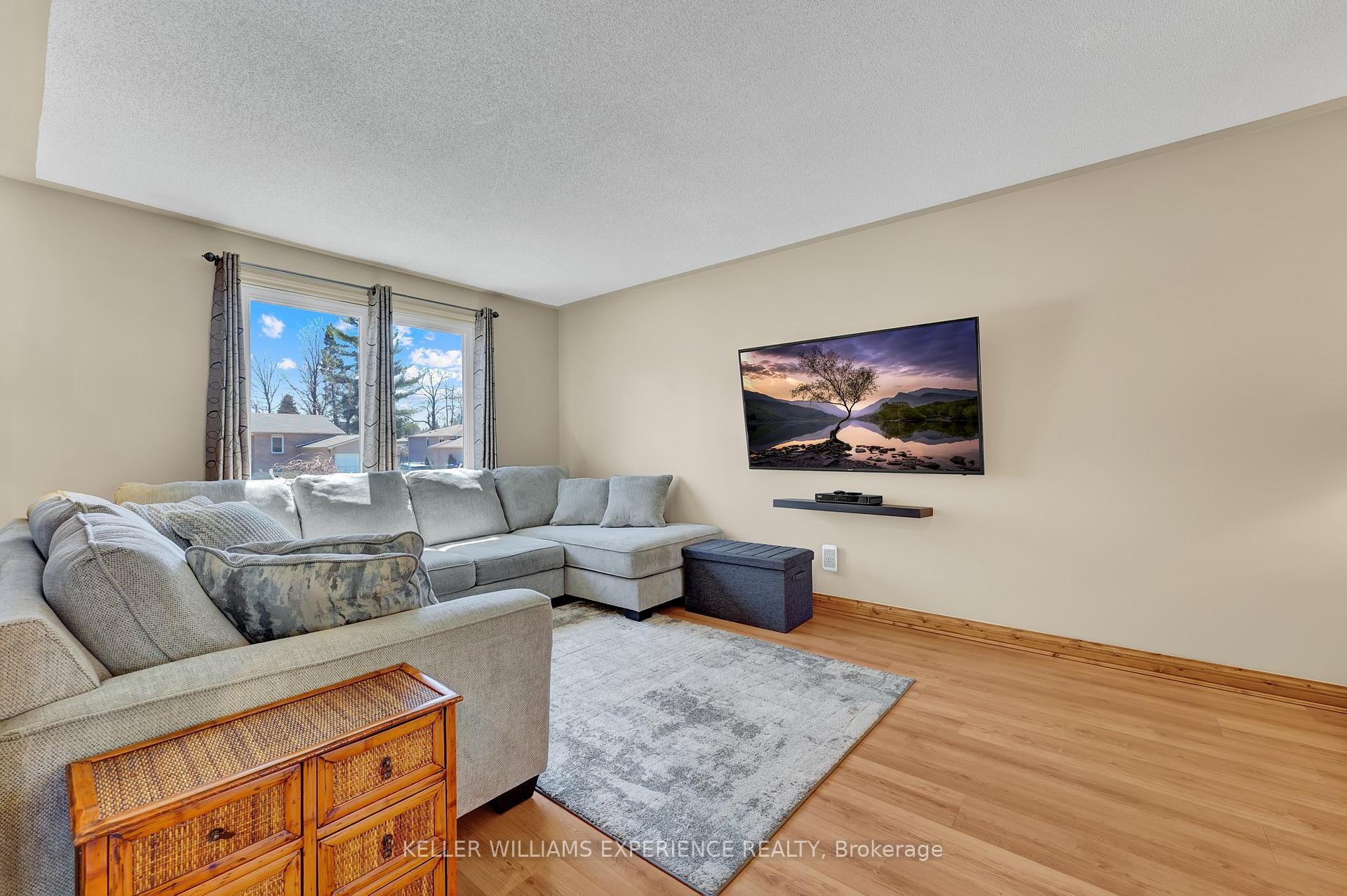 Photo 6 of 11 McCarthy Crescent, Essa, Angus — HOMEH