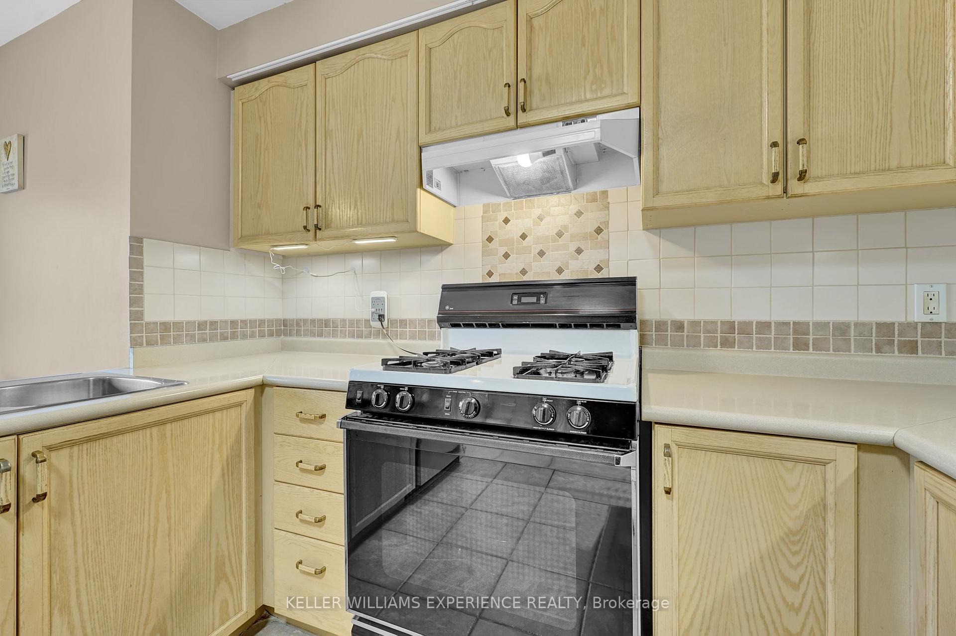 Photo 15 of 11 McCarthy Crescent, Essa, Angus — HOMEH