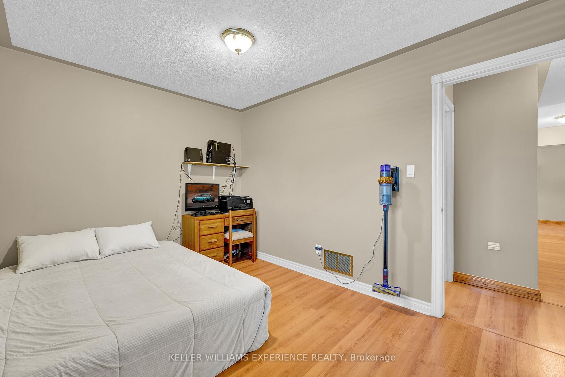 Photo 18 of 11 McCarthy Crescent, Essa, Angus — HOMEH
