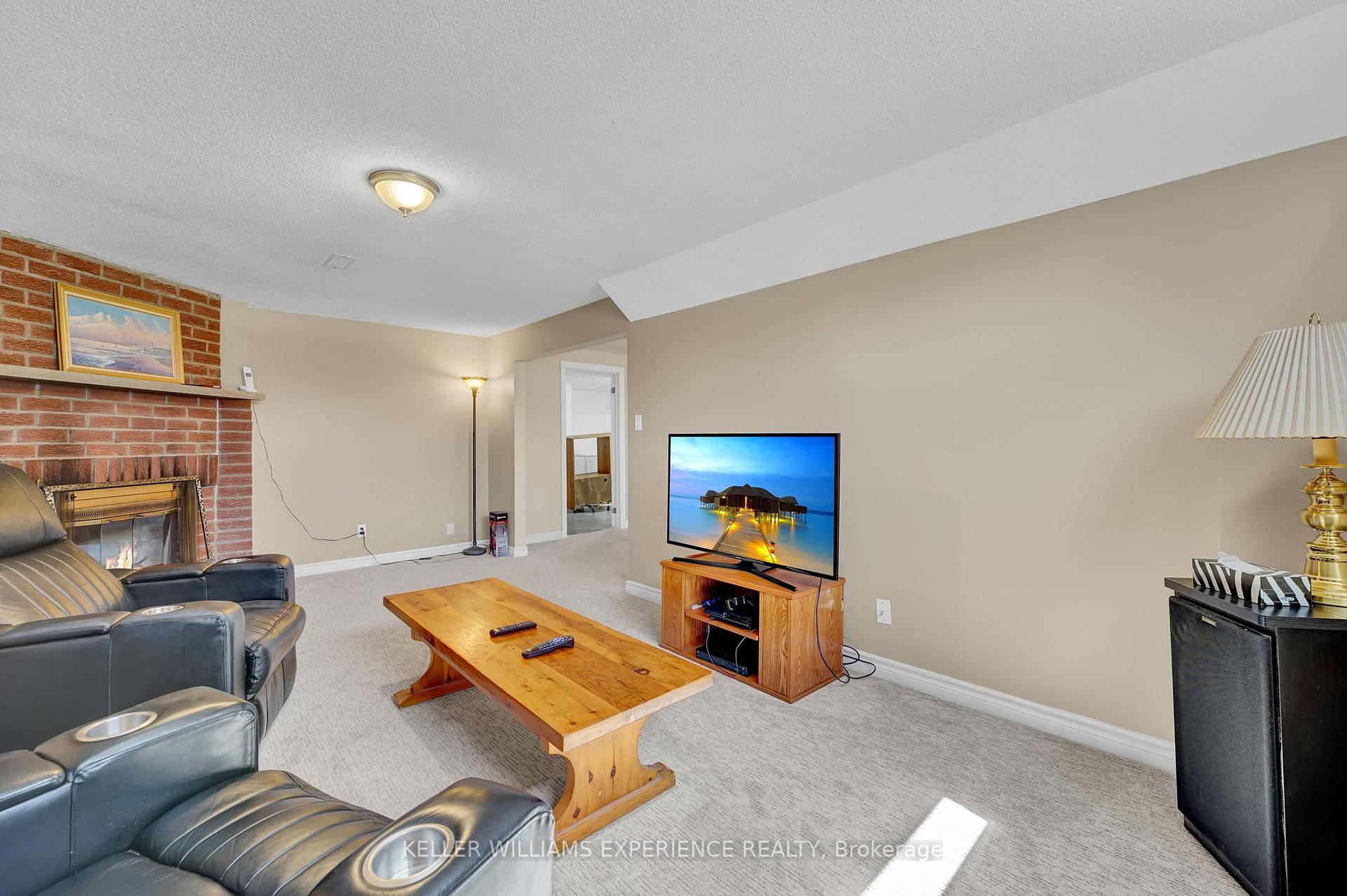 Photo 24 of 11 McCarthy Crescent, Essa, Angus — HOMEH