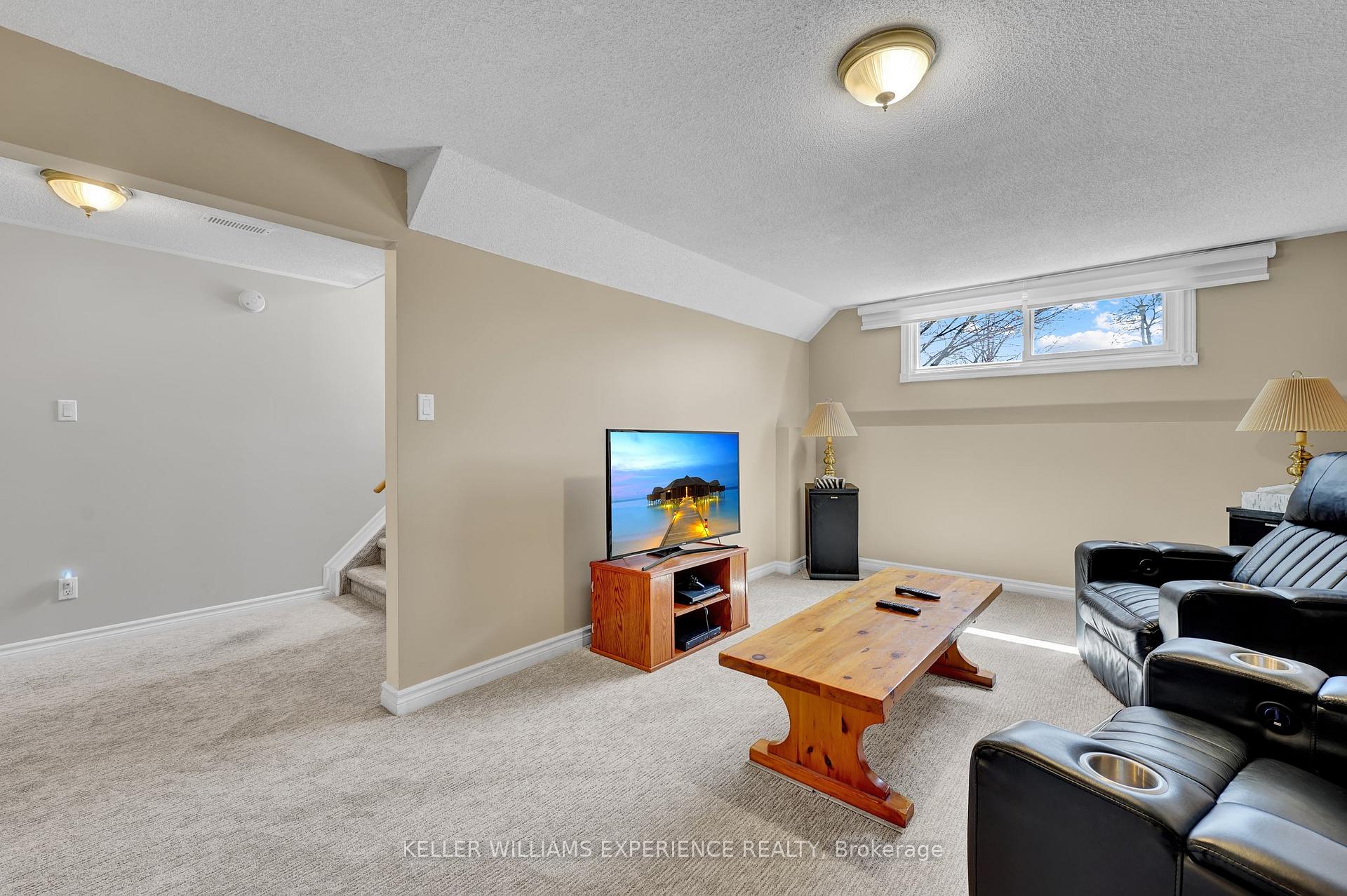 Photo 26 of 11 McCarthy Crescent, Essa, Angus — HOMEH