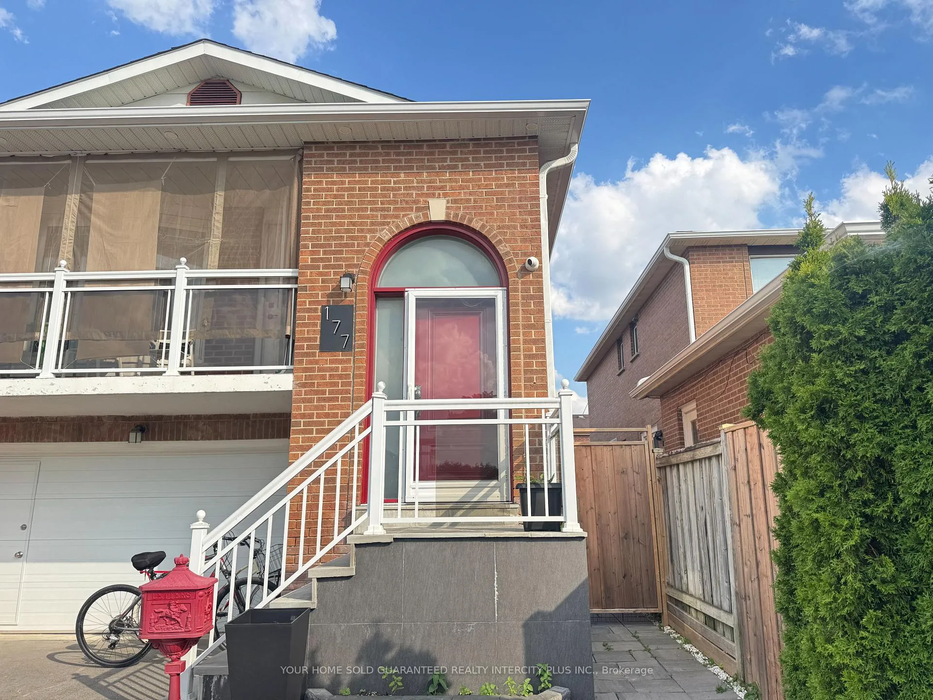 Photo 1 of Unit LOWER, 177 Aberdeen Avenue, Vaughan, East Woodbridge — HOMEH