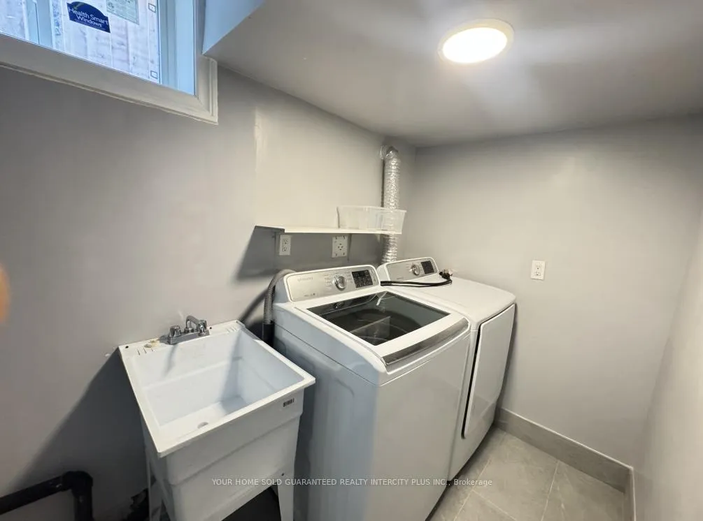 Photo 9 of Unit LOWER, 177 Aberdeen Avenue, Vaughan, East Woodbridge — HOMEH