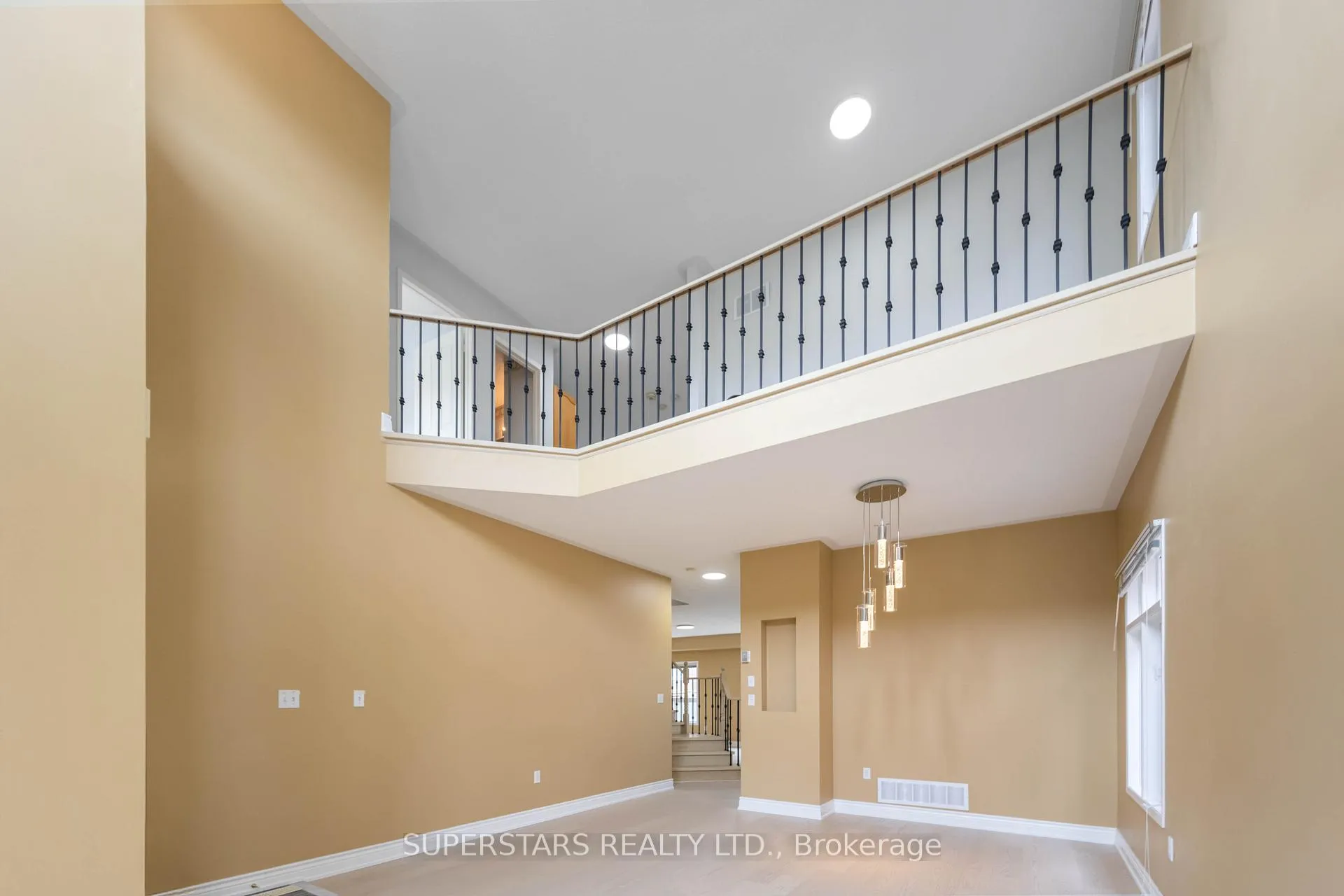 Photo 7 of 70 Russell Hill Road, Markham, Berczy — HOMEH