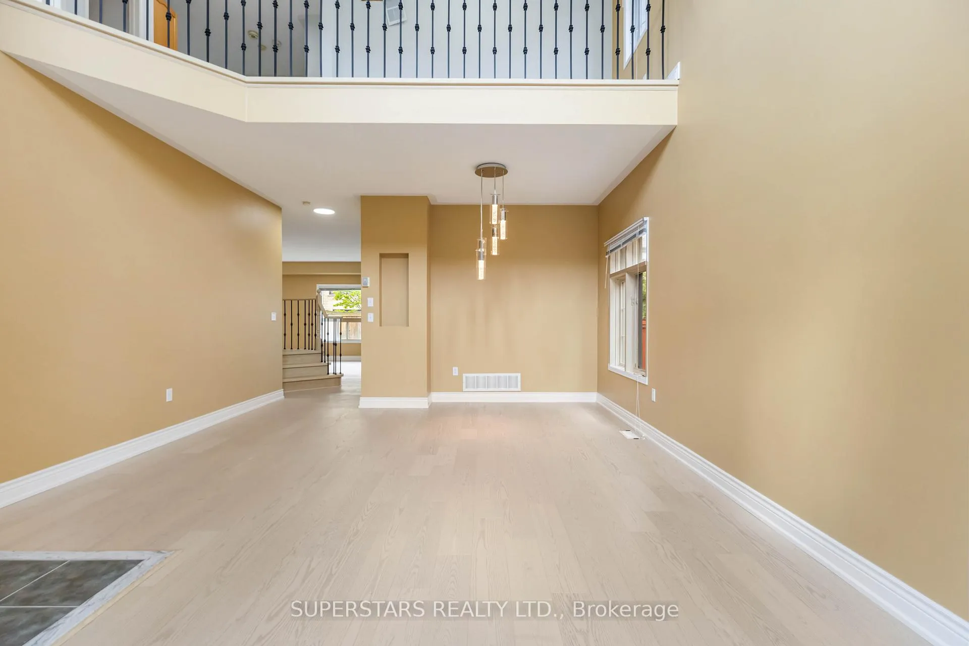 Photo 9 of 70 Russell Hill Road, Markham, Berczy — HOMEH