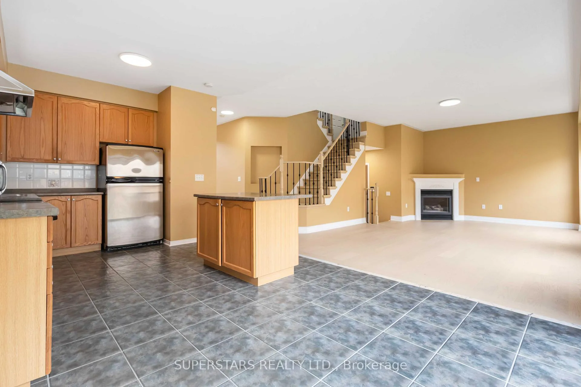 Photo 13 of 70 Russell Hill Road, Markham, Berczy — HOMEH