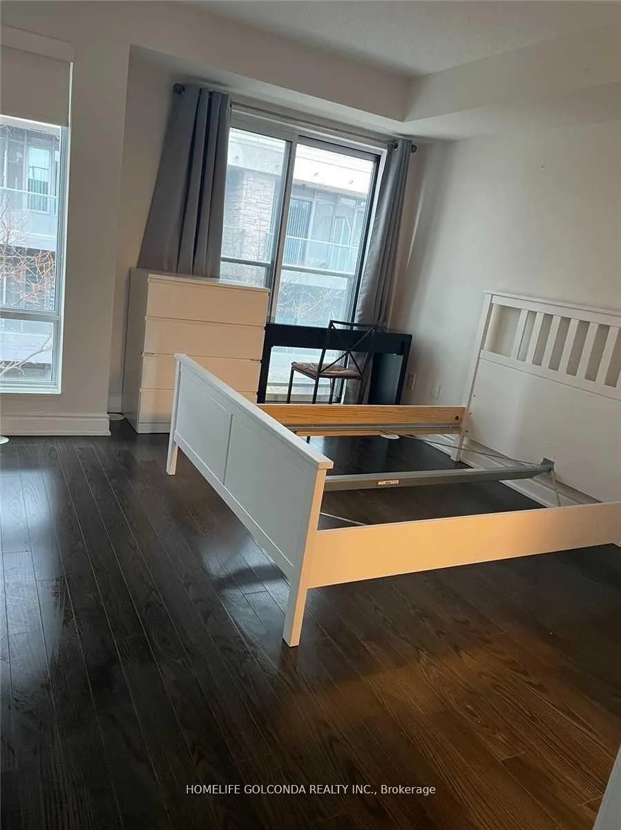 Photo 10 of 307 South Park Road, Markham, Commerce Valley — HOMEH