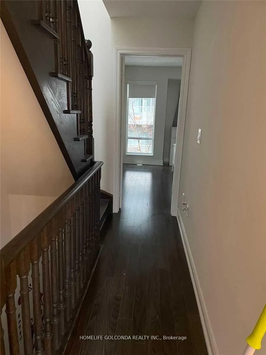 Photo 13 of 307 South Park Road, Markham, Commerce Valley — HOMEH
