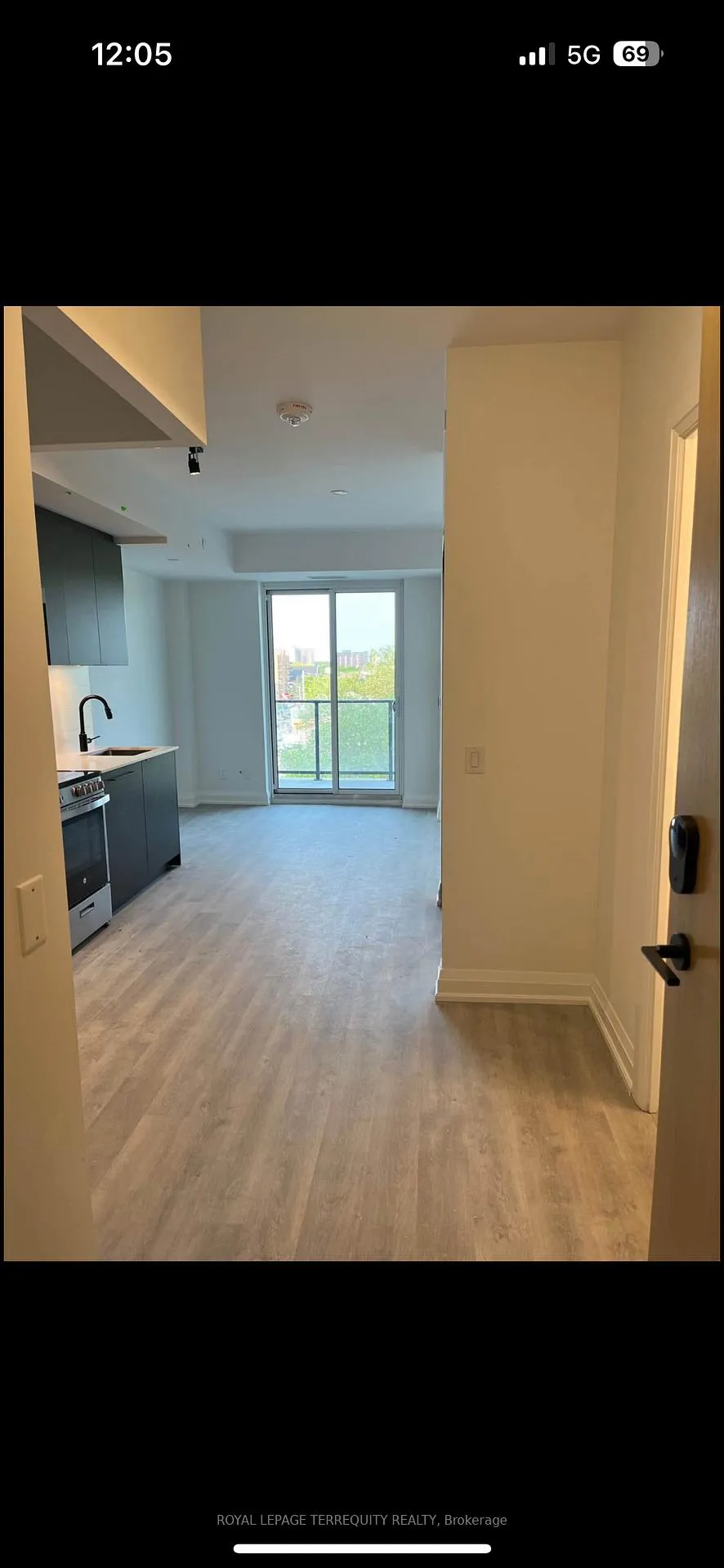 Photo 3 of Unit 511, 2369 Danforth Avenue, Toronto, East End-Danforth — HOMEH