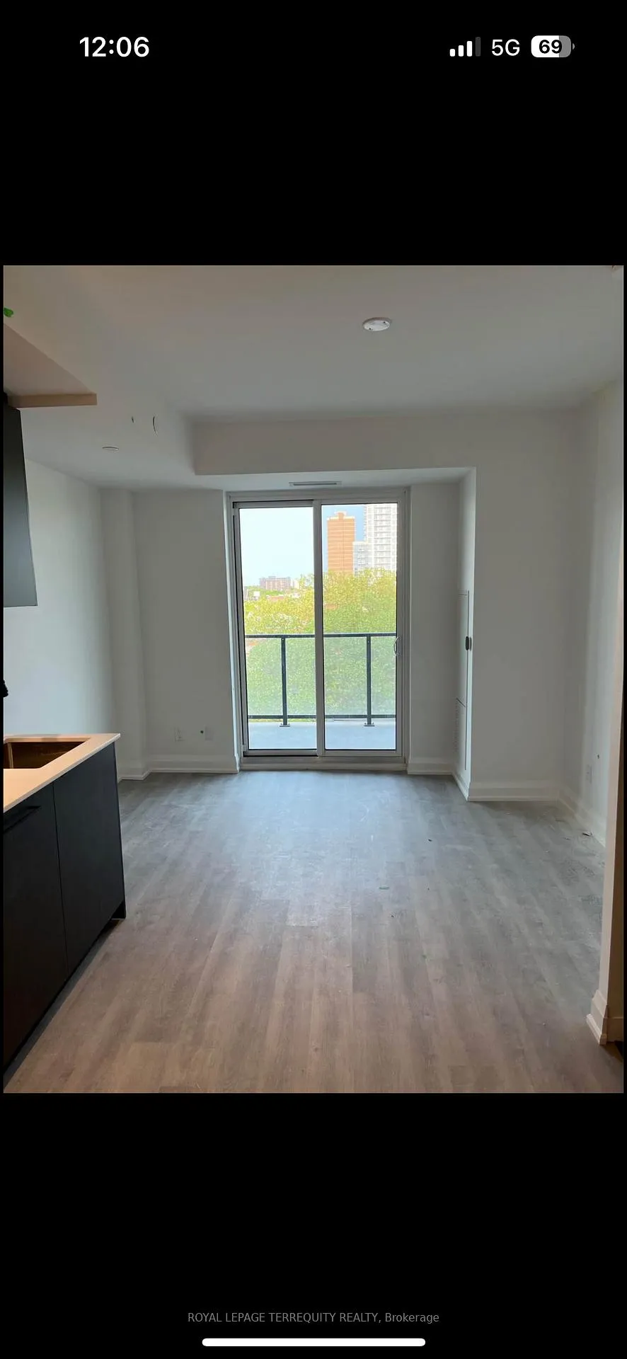 Photo 6 of Unit 511, 2369 Danforth Avenue, Toronto, East End-Danforth — HOMEH