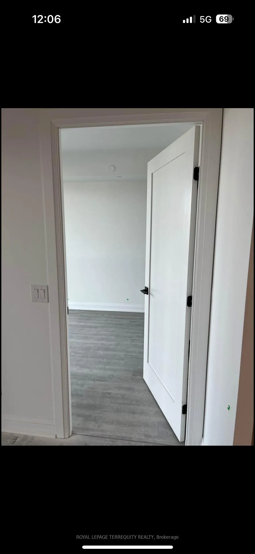 Photo 10 of Unit 511, 2369 Danforth Avenue, Toronto, East End-Danforth — HOMEH