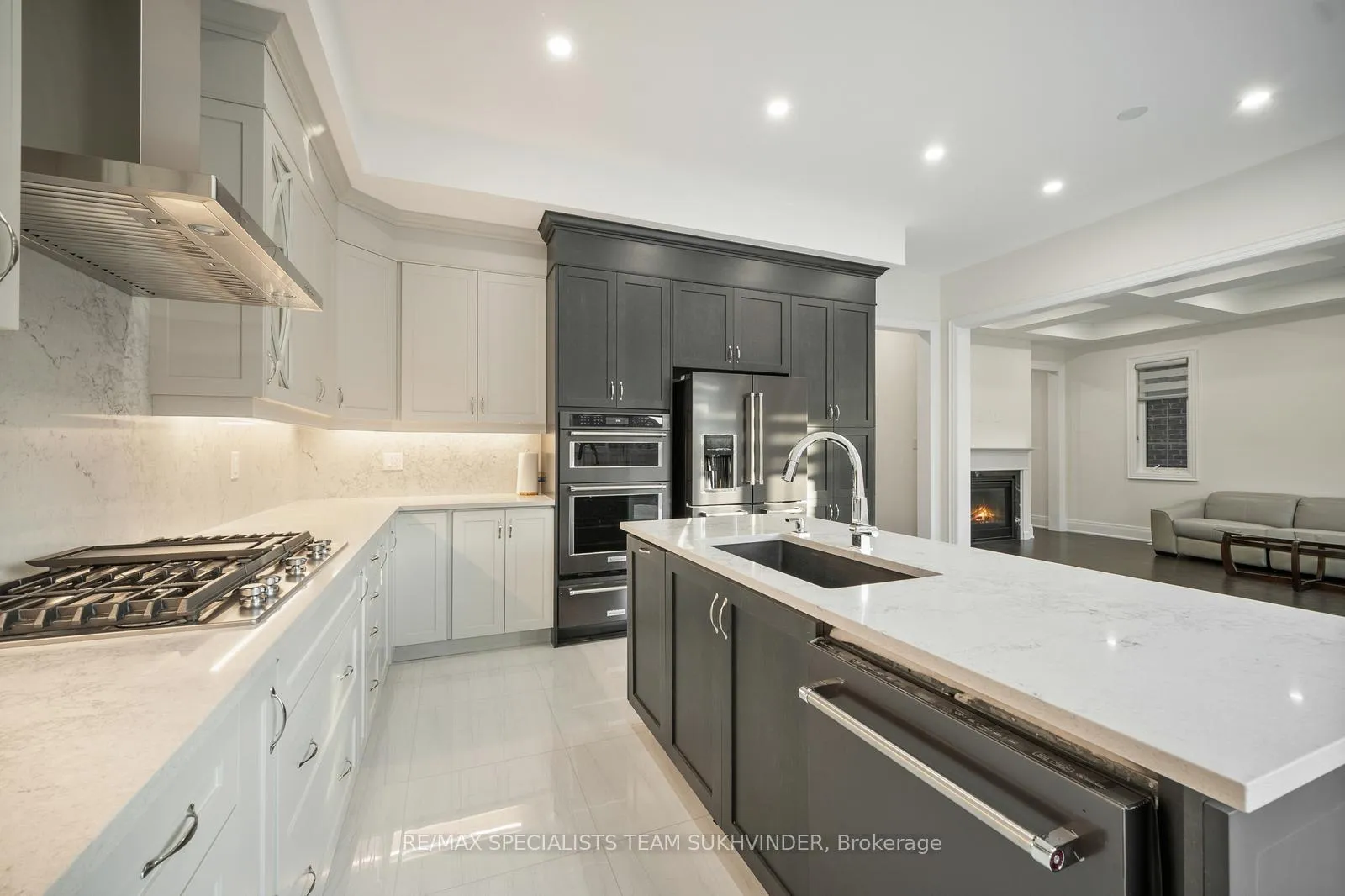 Photo 14 of 199 Wainfleet Crescent, Vaughan, Vellore Village — HOMEH