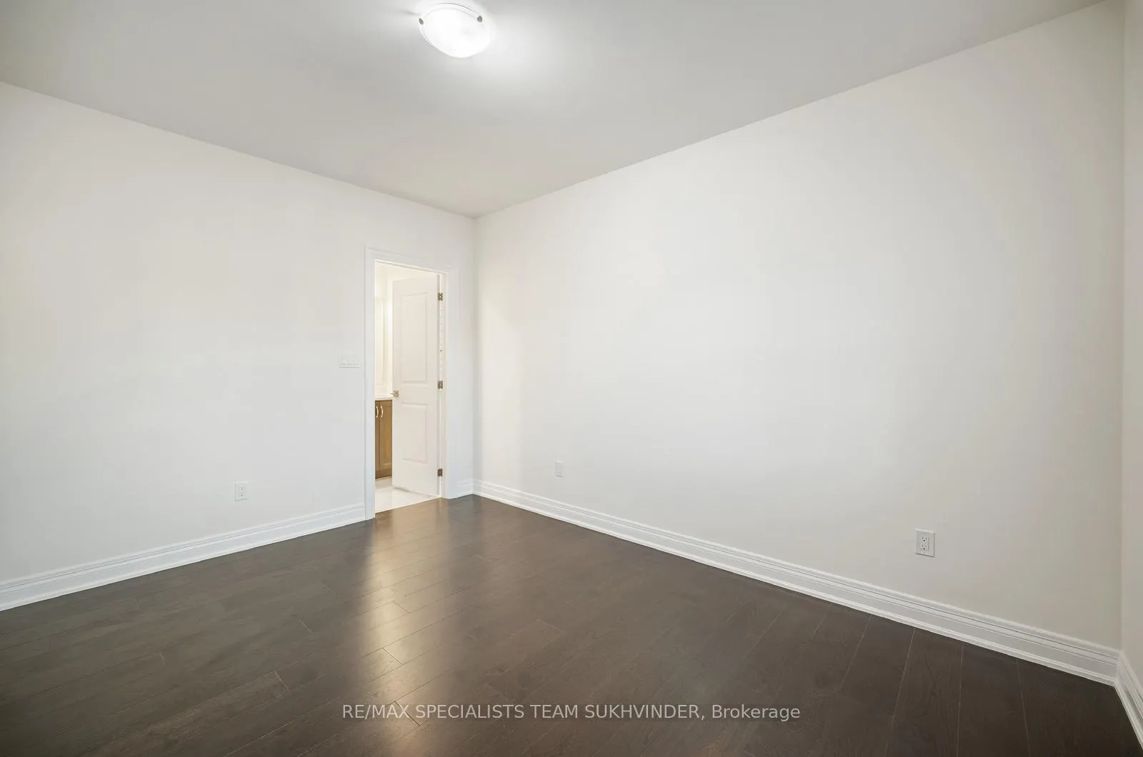 Photo 31 of 199 Wainfleet Crescent, Vaughan, Vellore Village — HOMEH