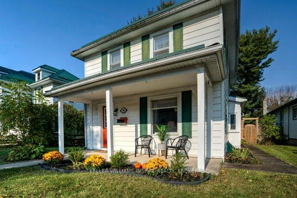Photo 3 of 364 Brock Street, Gananoque — HOMEH