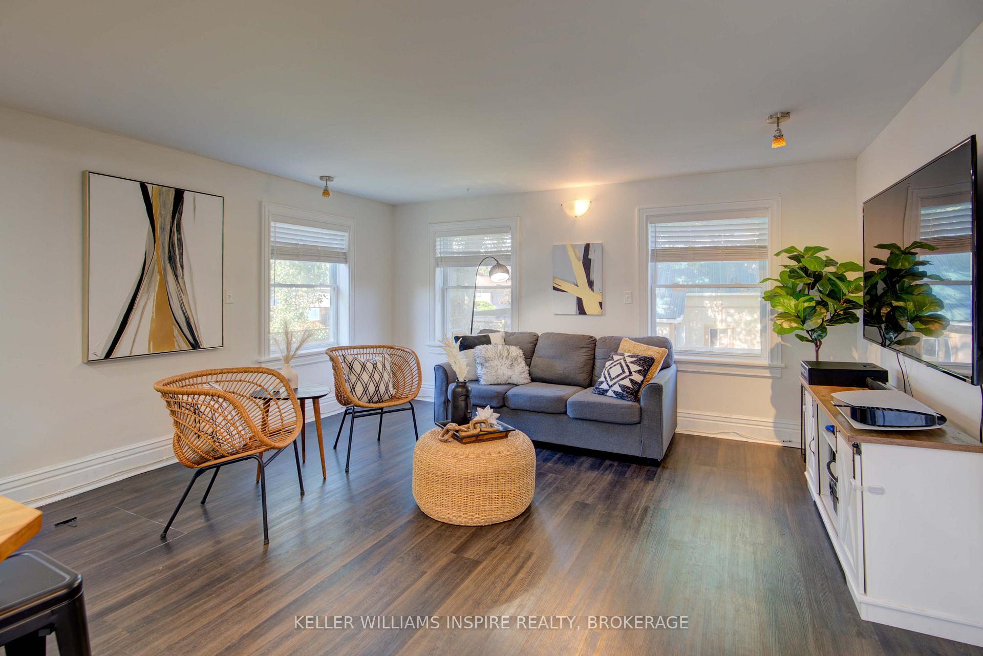 Photo 8 of 364 Brock Street, Gananoque — HOMEH