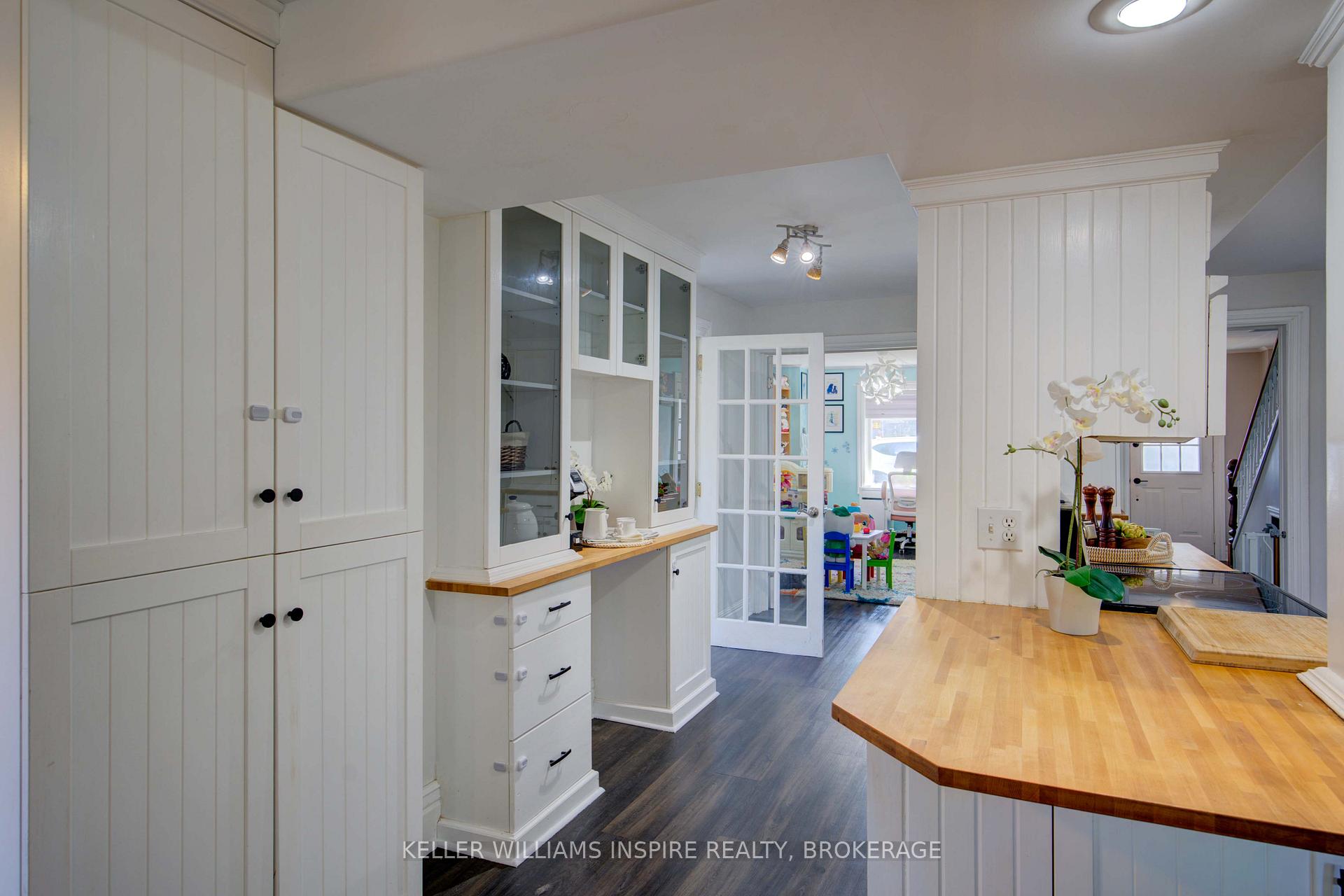 Photo 14 of 364 Brock Street, Gananoque — HOMEH