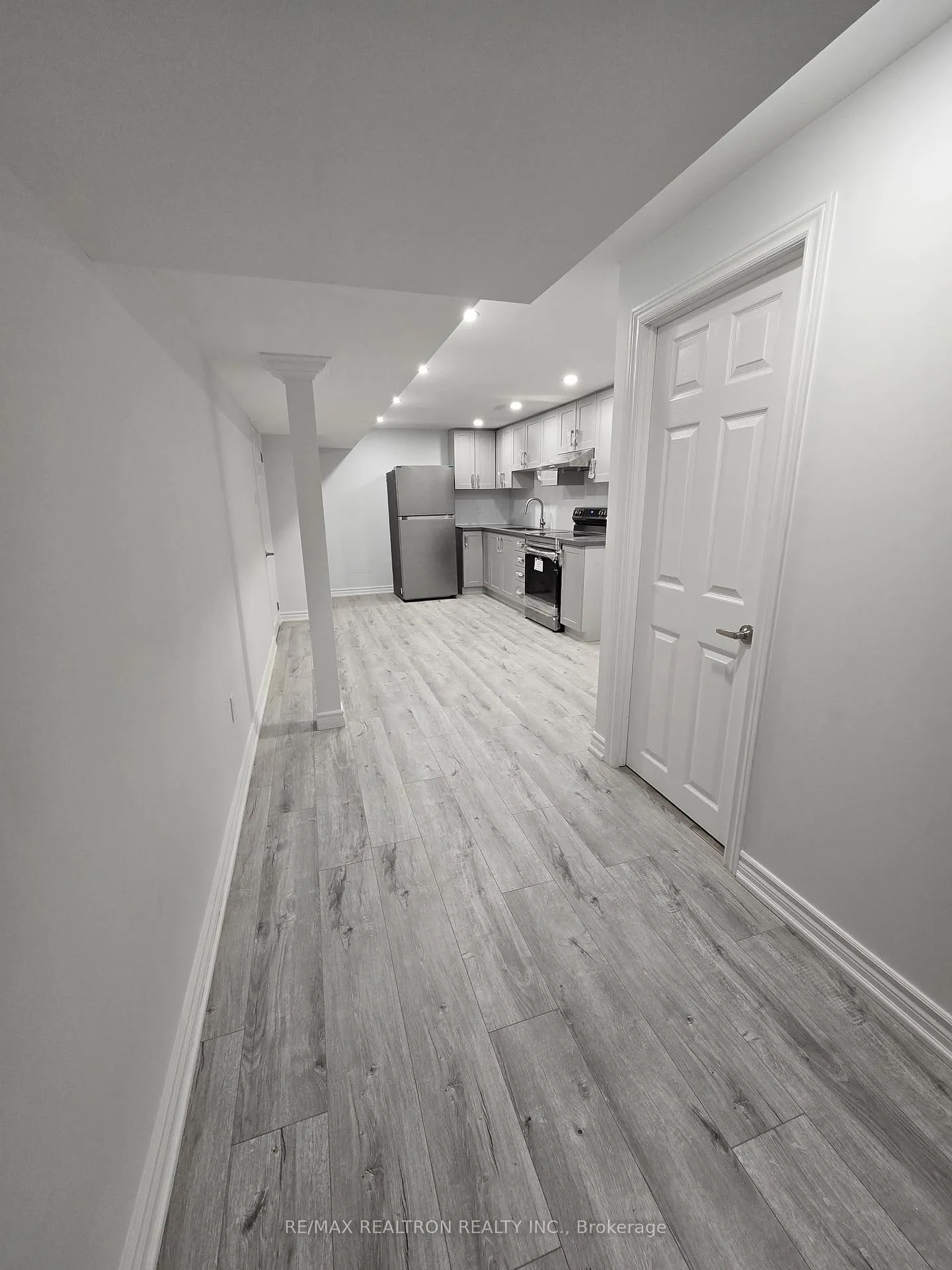 Photo 3 of Unit Basement, 19 Chloe Crescent, Markham, Middlefield — HOMEH