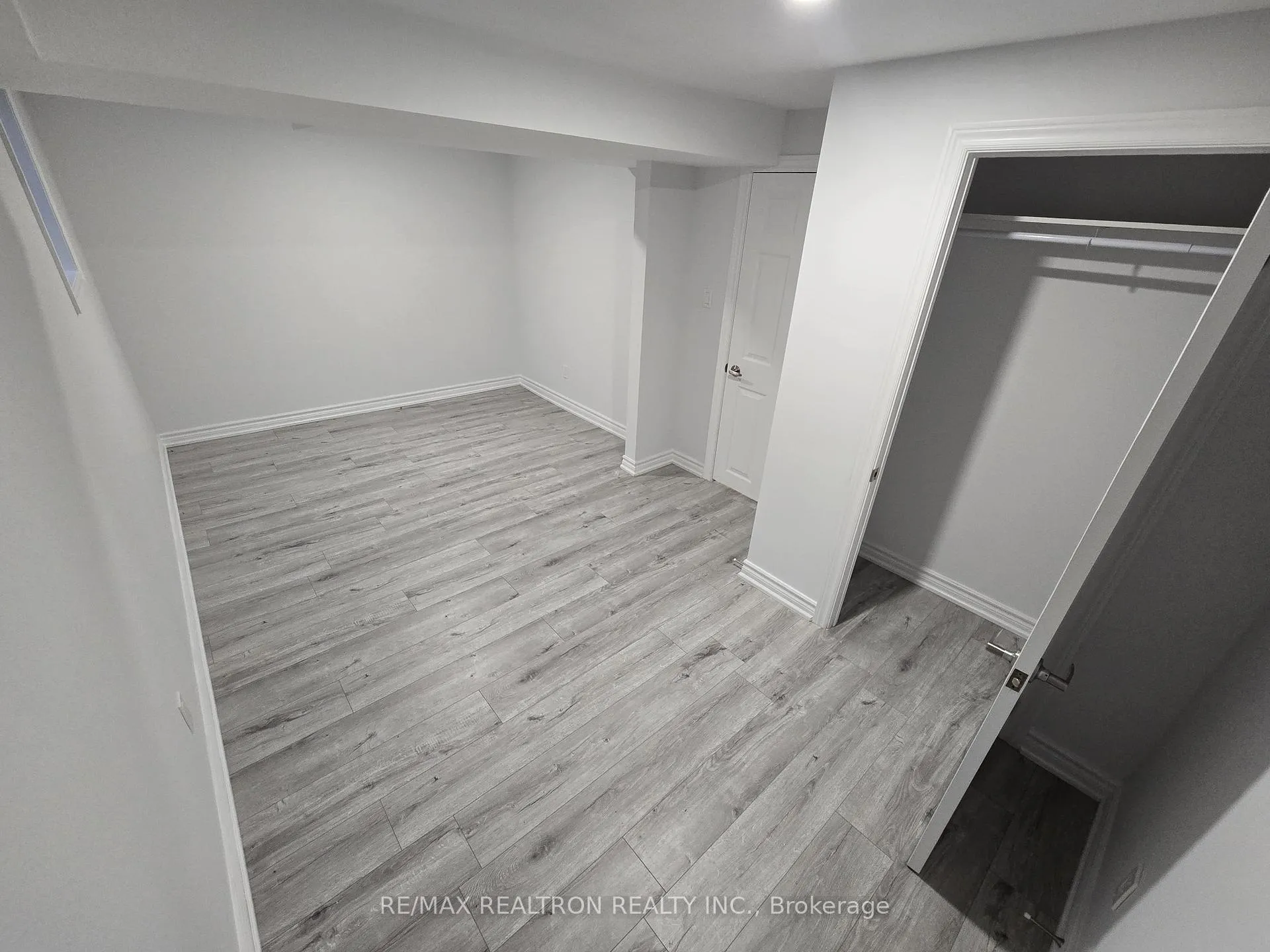Photo 6 of Unit Basement, 19 Chloe Crescent, Markham, Middlefield — HOMEH