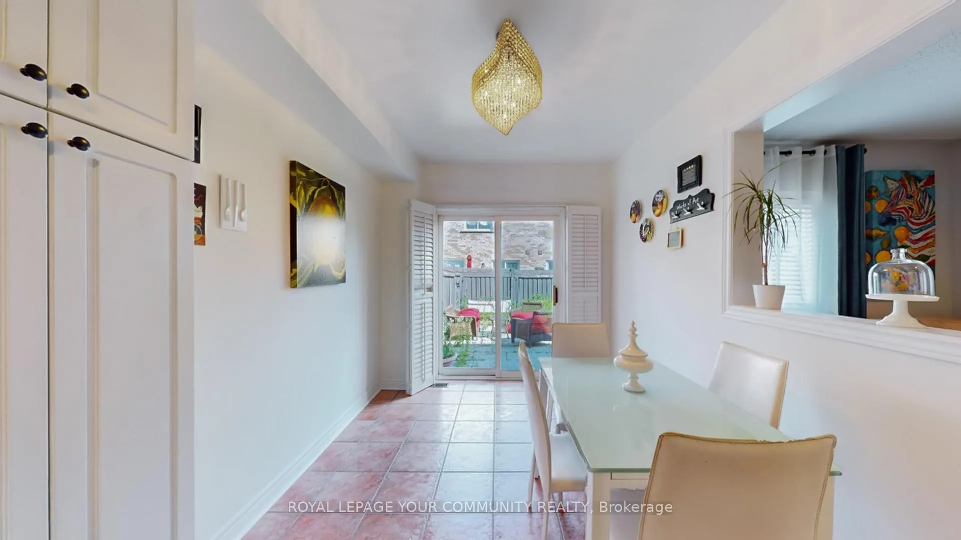 Photo 21 of 135 Foxchase Avenue, Vaughan, East Woodbridge — HOMEH