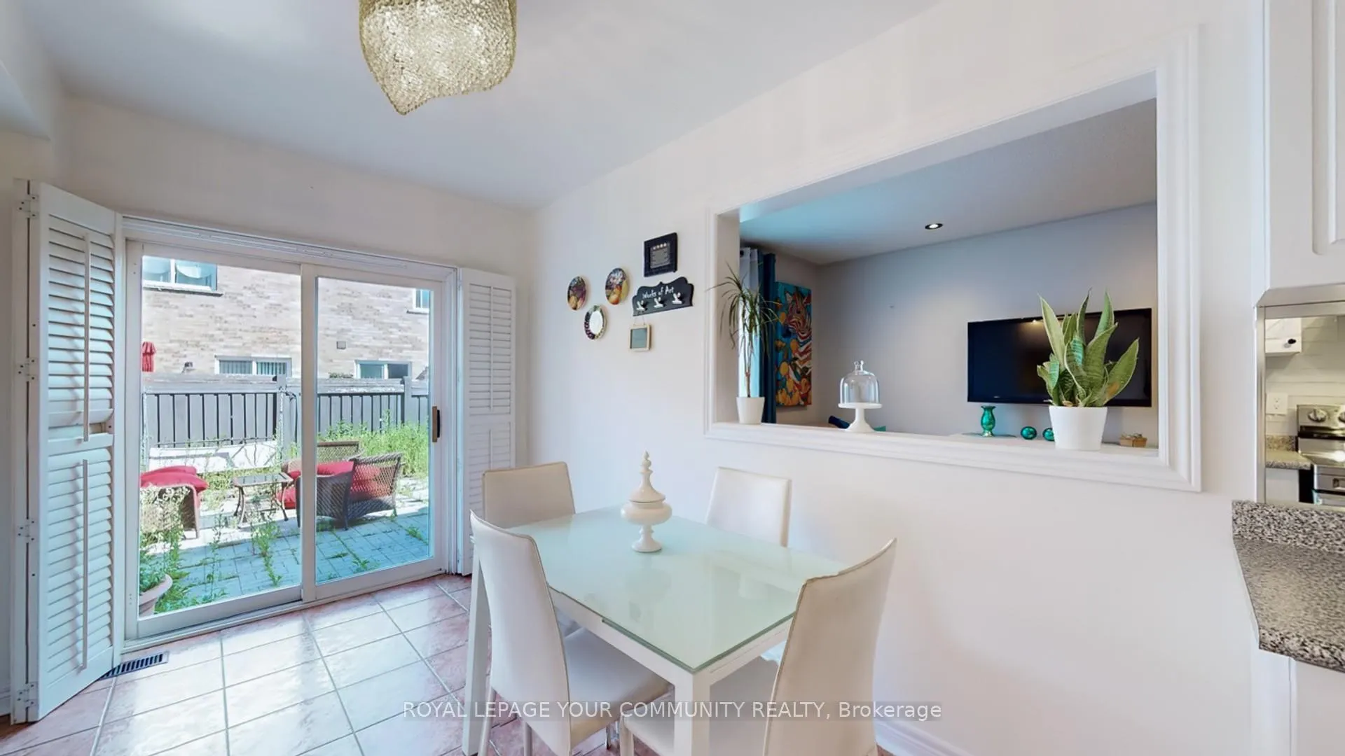 Photo 22 of 135 Foxchase Avenue, Vaughan, East Woodbridge — HOMEH