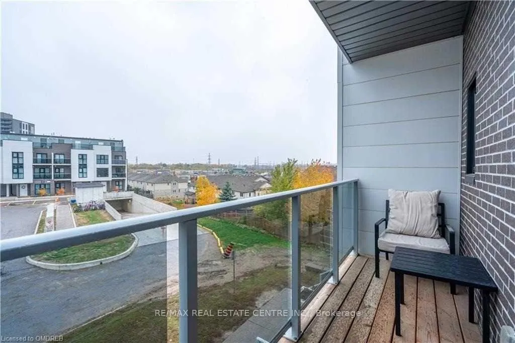Photo 7 of Unit 31C, 1430 Highland Road W, Kitchener, Highland West — HOMEH