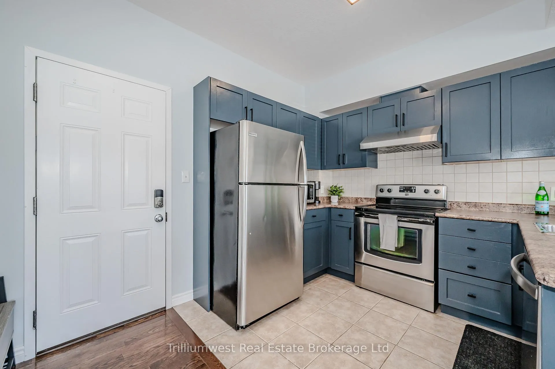 Photo 3 of Unit 23A, 975 Strasburg Road, Kitchener — HOMEH