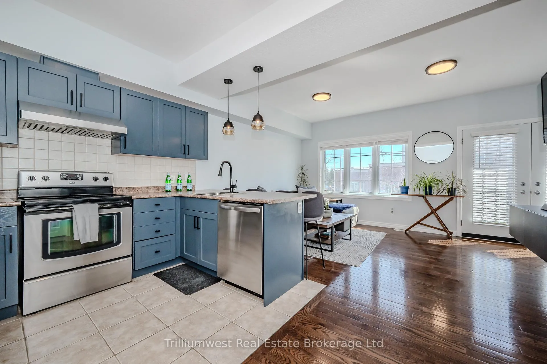 Photo 4 of Unit 23A, 975 Strasburg Road, Kitchener — HOMEH