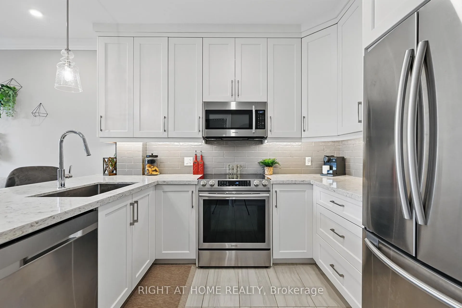 Photo 11 of Unit 305, 257 Millen Road, Hamilton, Stoney Creek — HOMEH