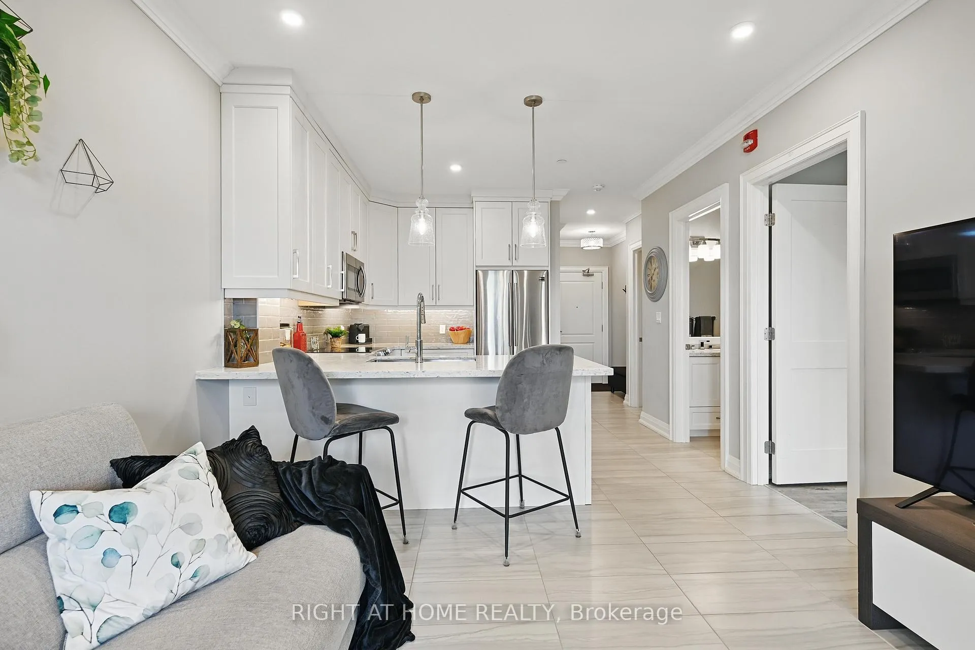 Photo 14 of Unit 305, 257 Millen Road, Hamilton, Stoney Creek — HOMEH