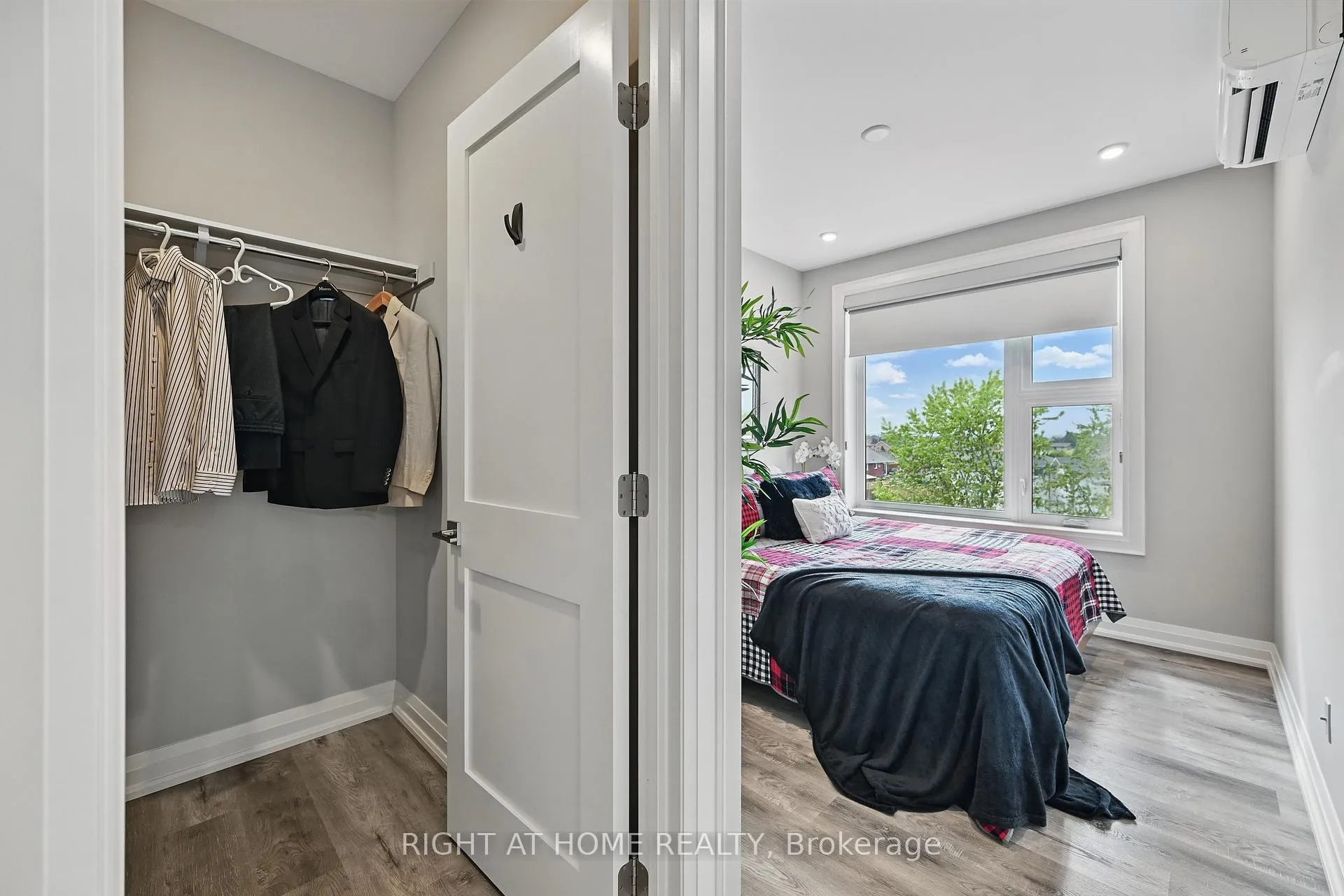 Photo 22 of Unit 305, 257 Millen Road, Hamilton, Stoney Creek — HOMEH