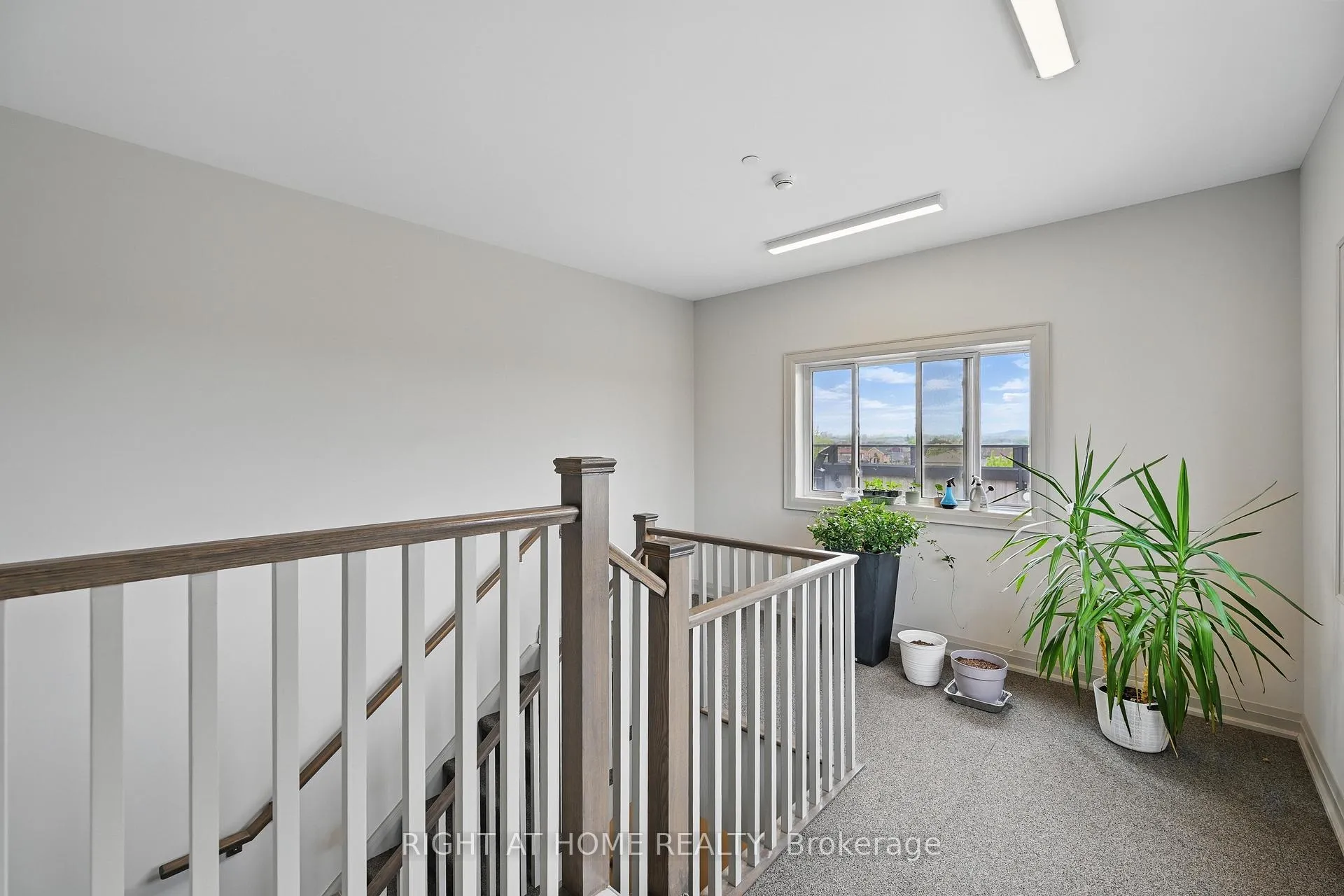 Photo 29 of Unit 305, 257 Millen Road, Hamilton, Stoney Creek — HOMEH