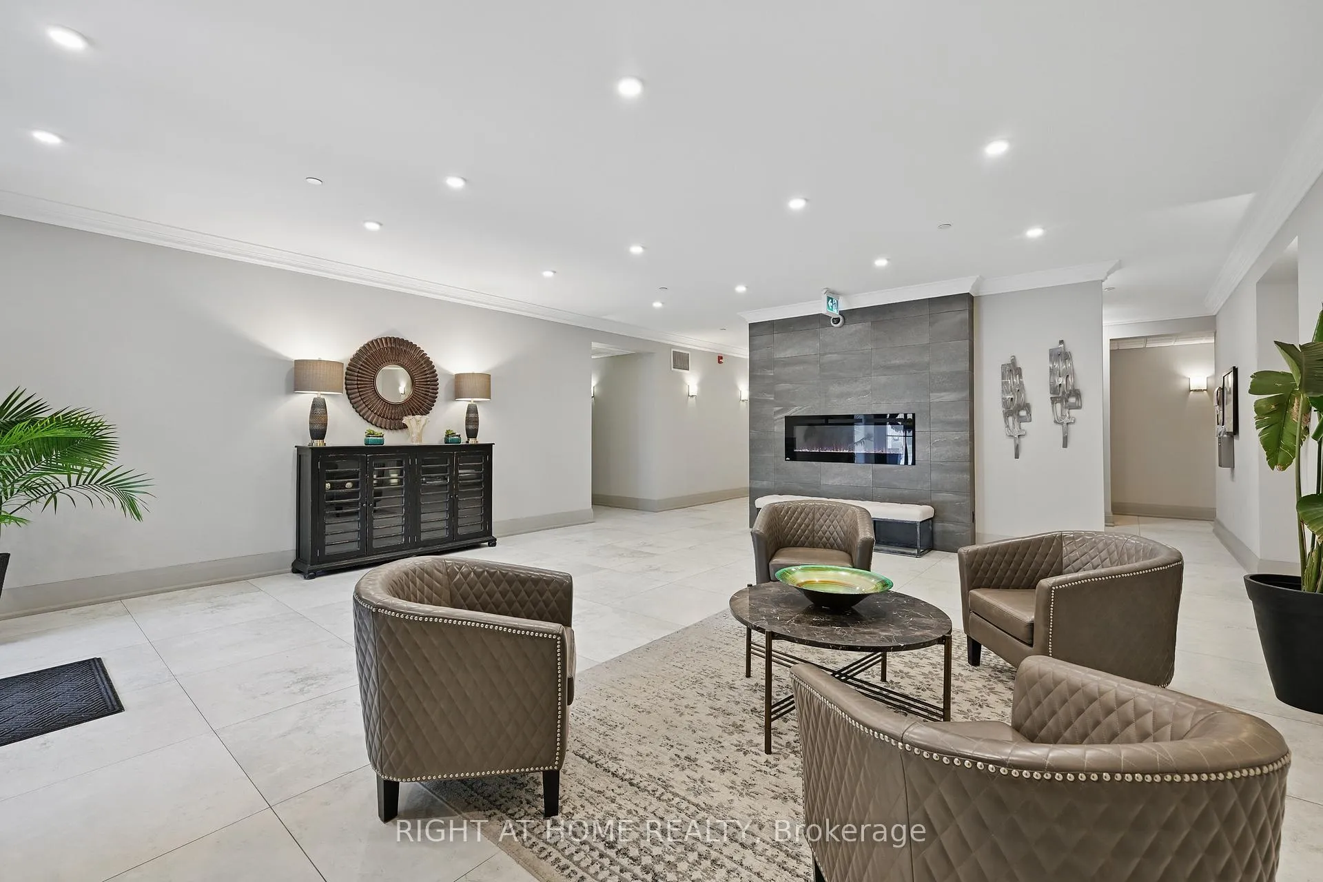 Photo 36 of Unit 305, 257 Millen Road, Hamilton, Stoney Creek — HOMEH