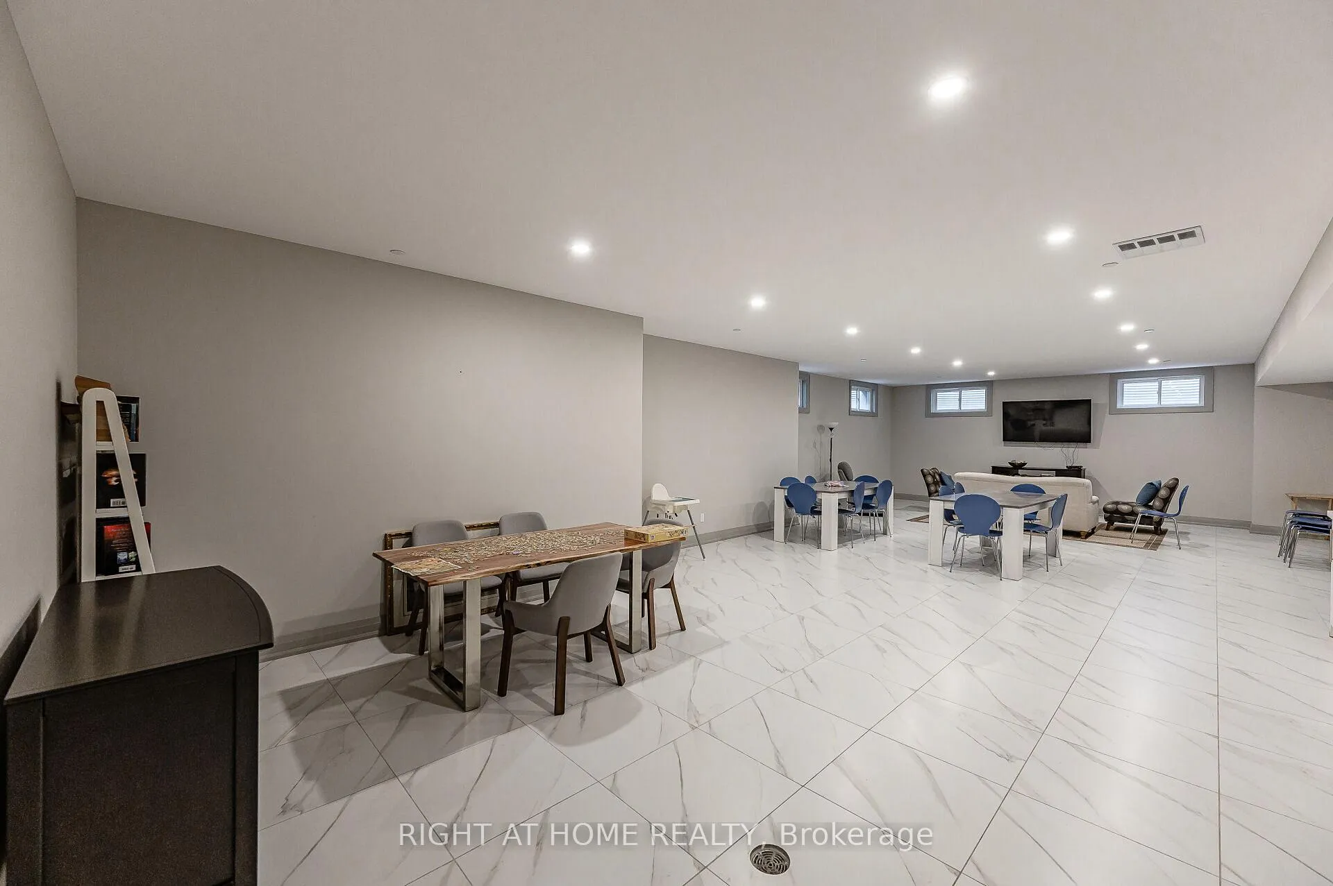 Photo 40 of Unit 305, 257 Millen Road, Hamilton, Stoney Creek — HOMEH