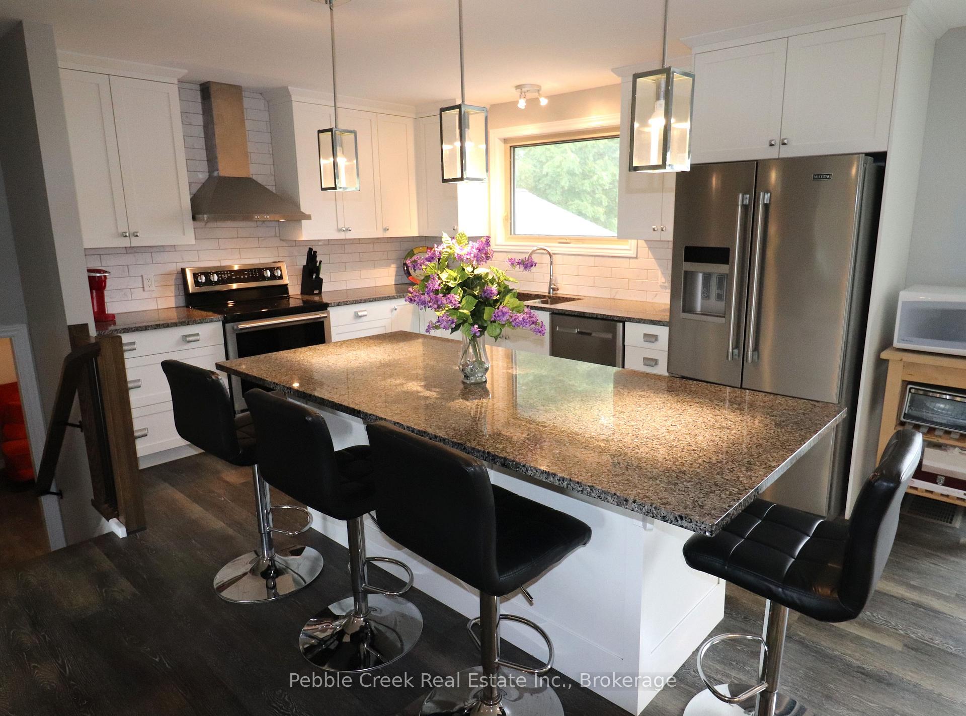Photo 6 of 317 Warren Street, Goderich, Goderich (Town) — HOMEH