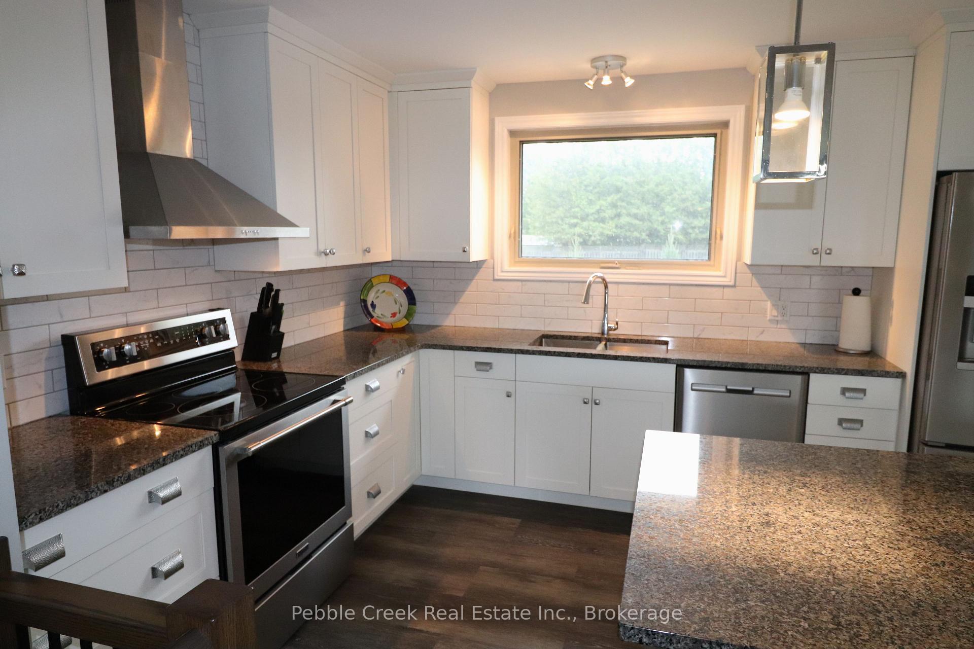 Photo 7 of 317 Warren Street, Goderich, Goderich (Town) — HOMEH