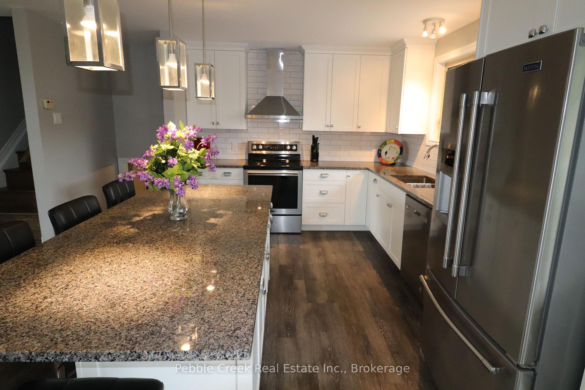 Photo 8 of 317 Warren Street, Goderich, Goderich (Town) — HOMEH