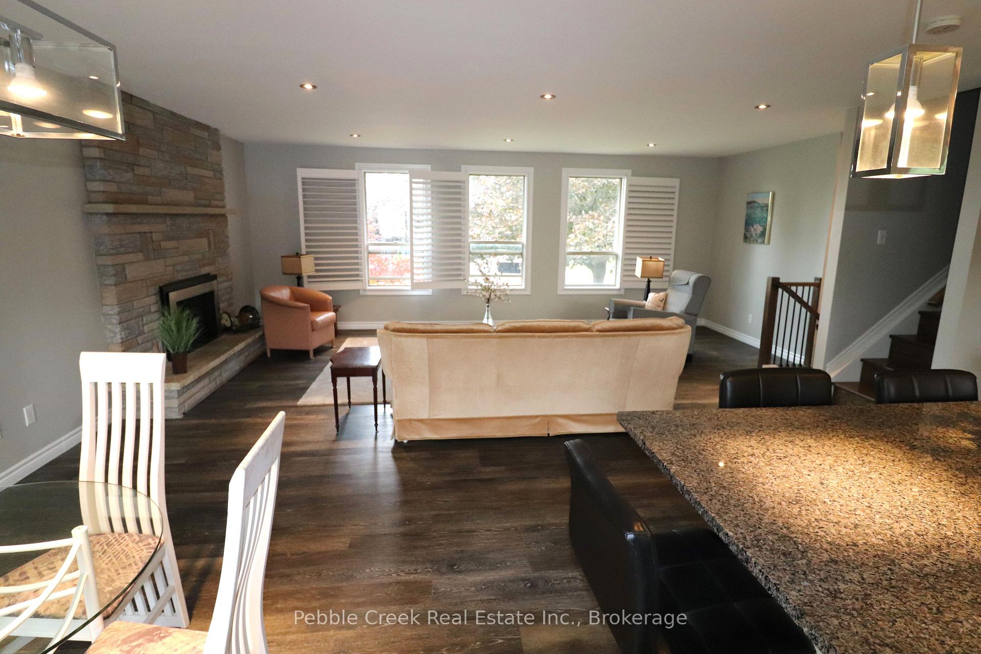 Photo 11 of 317 Warren Street, Goderich, Goderich (Town) — HOMEH