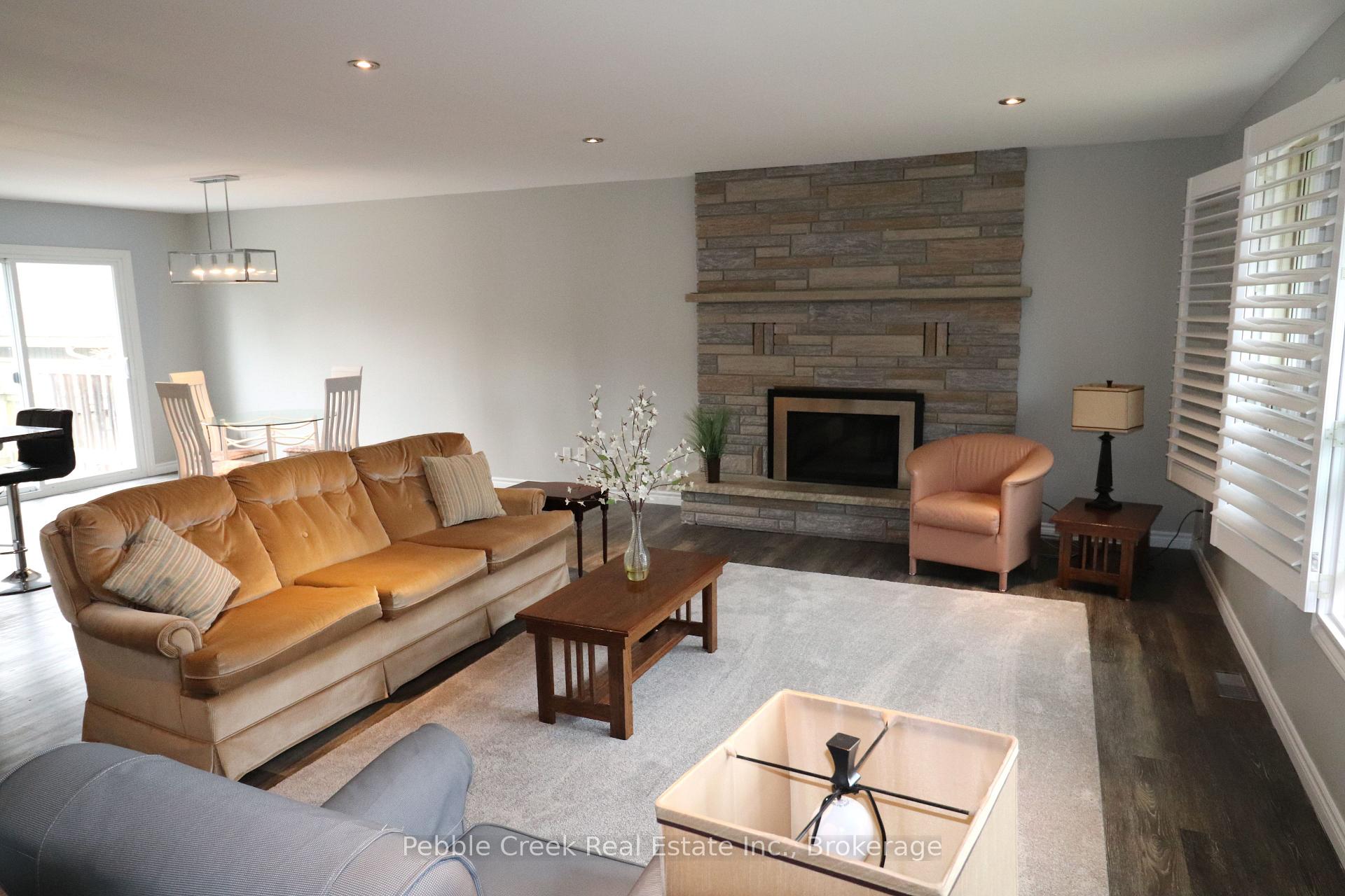 Photo 12 of 317 Warren Street, Goderich, Goderich (Town) — HOMEH