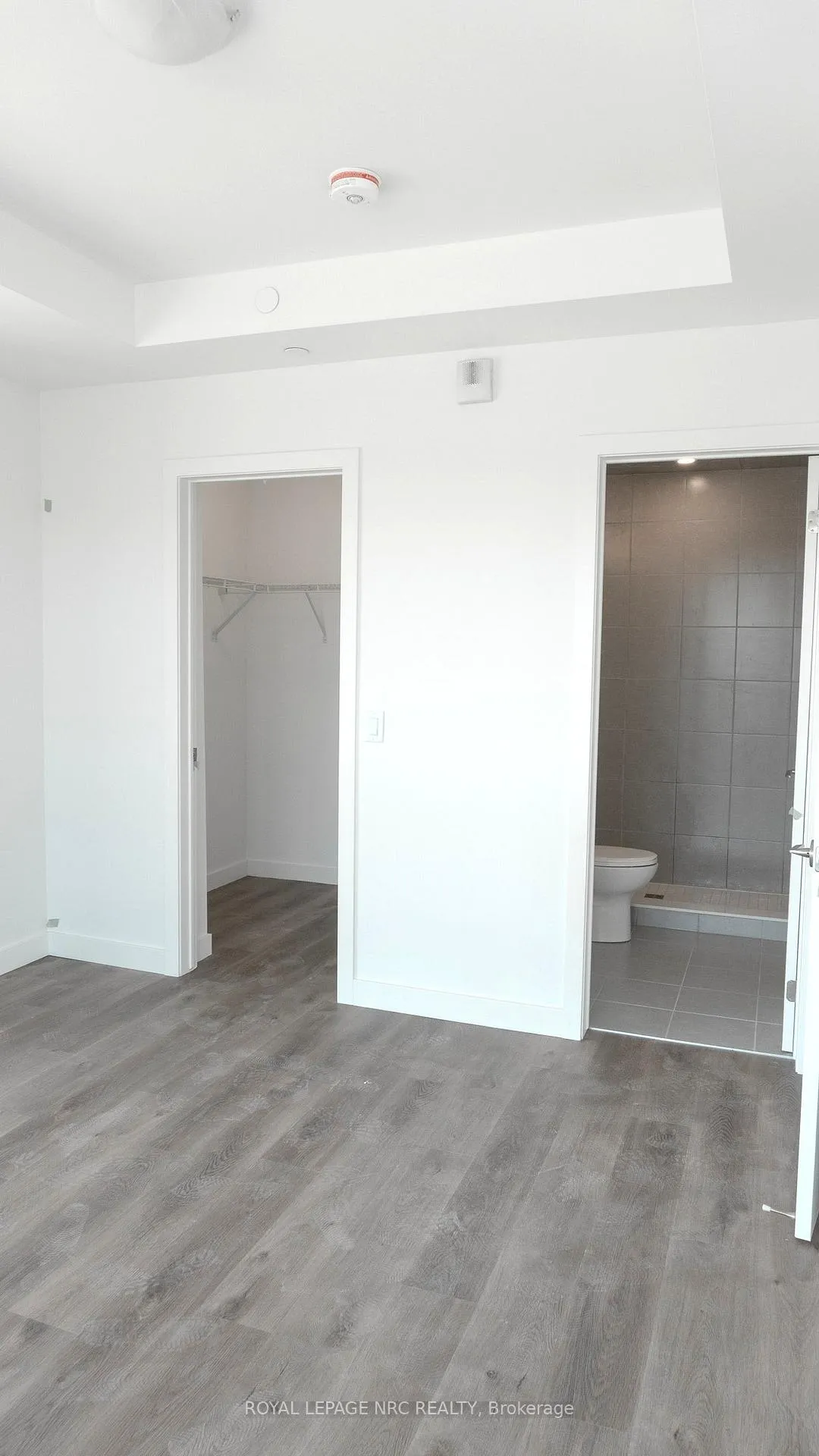 Photo 15 of Unit 223, 461 Green Road, Hamilton, Stoney Creek — HOMEH