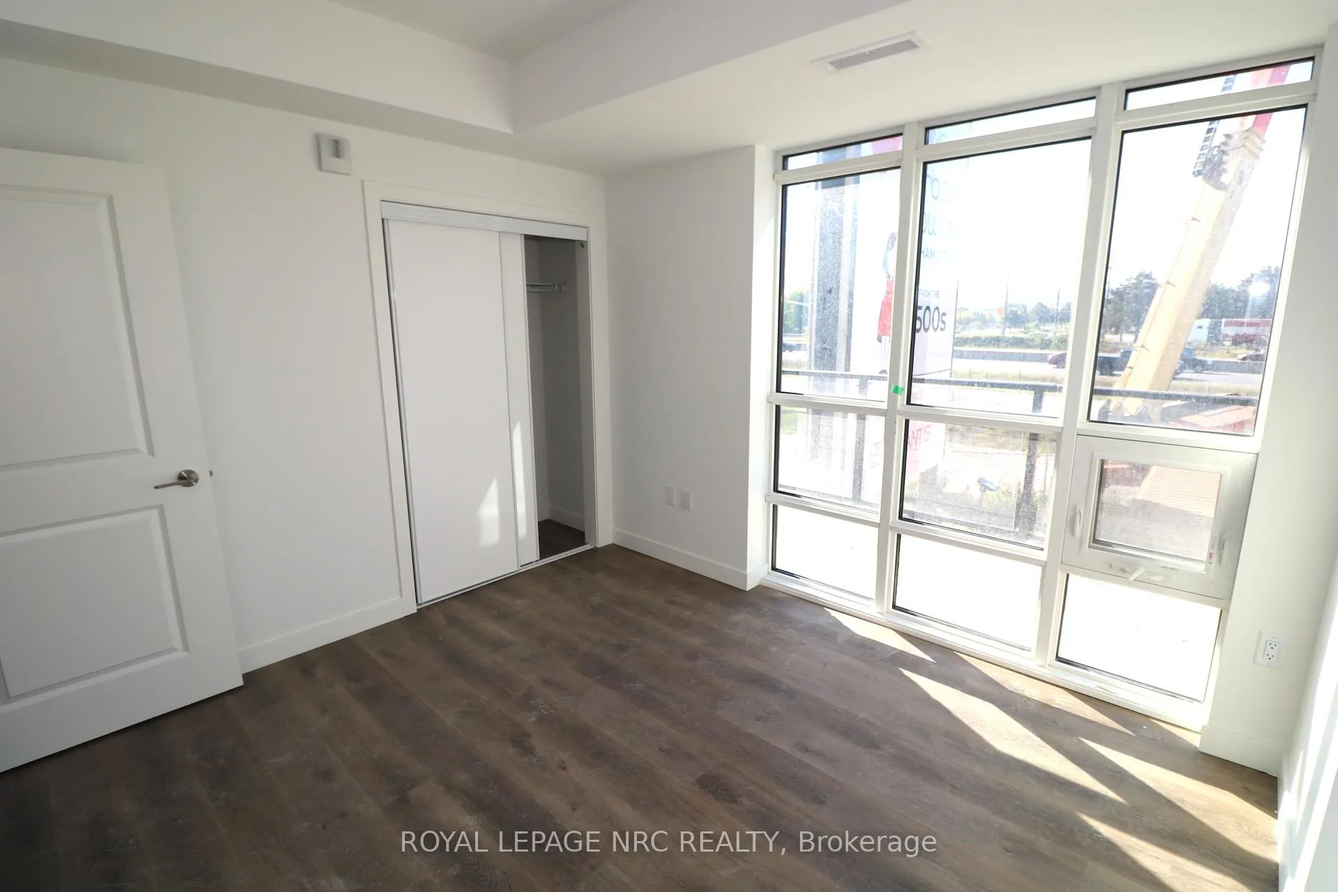 Photo 17 of Unit 223, 461 Green Road, Hamilton, Stoney Creek — HOMEH