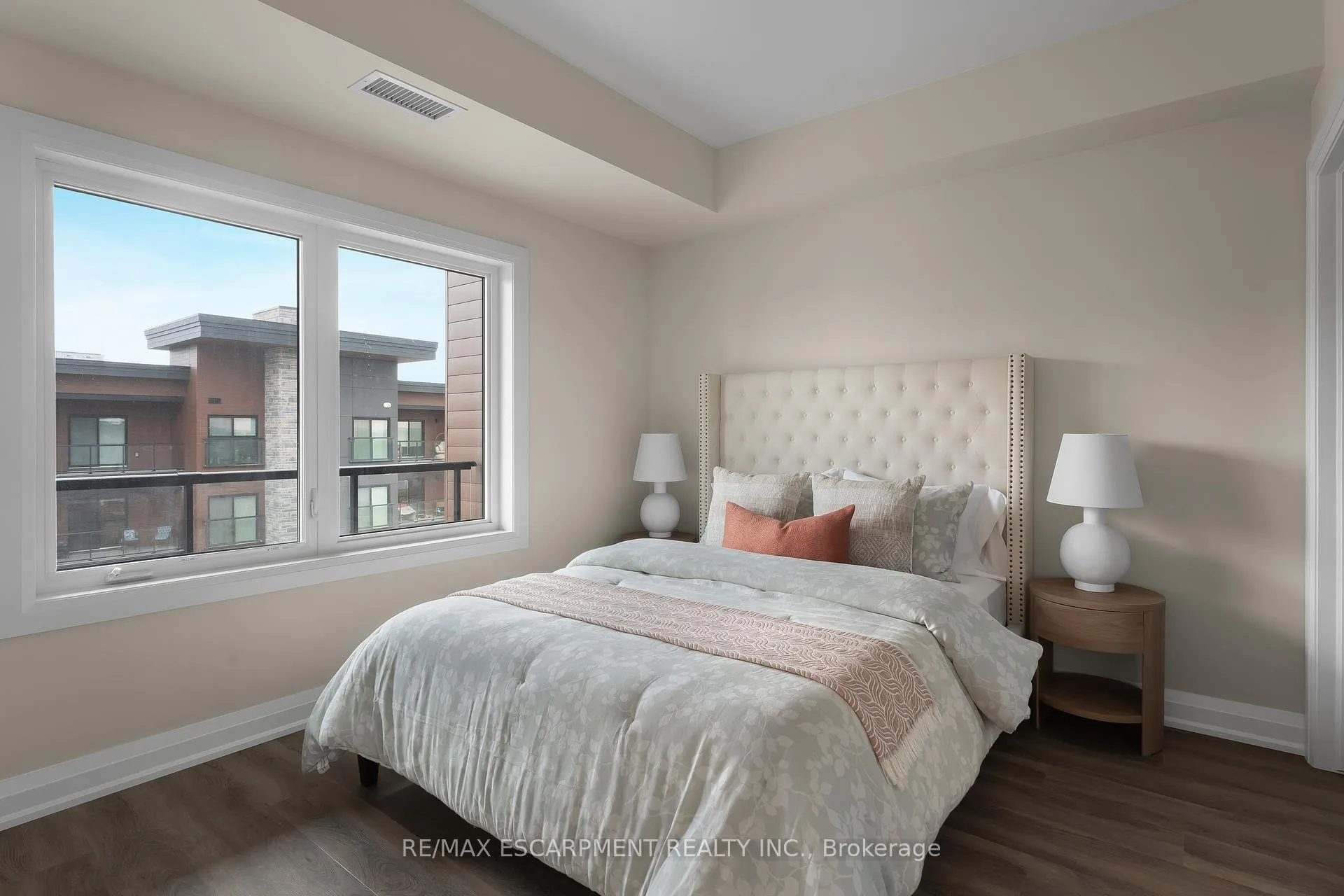 Photo 16 of Unit 403, 118 Summersides Boulevard, Pelham, Fonthill — HOMEH